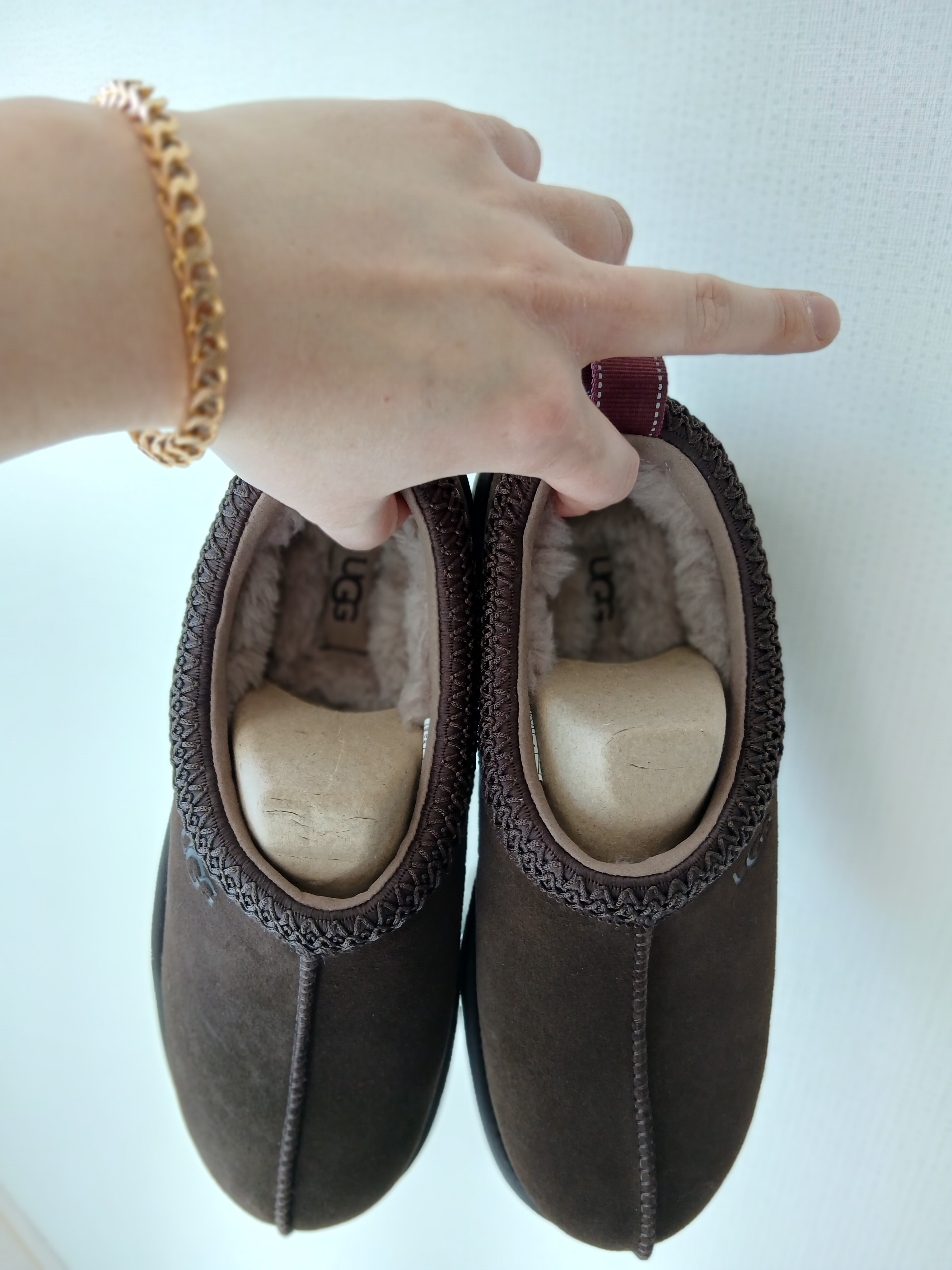 UGG Tasman GTX Chestnut, UGG Tasman GTX Black 착용 스타일 - 9