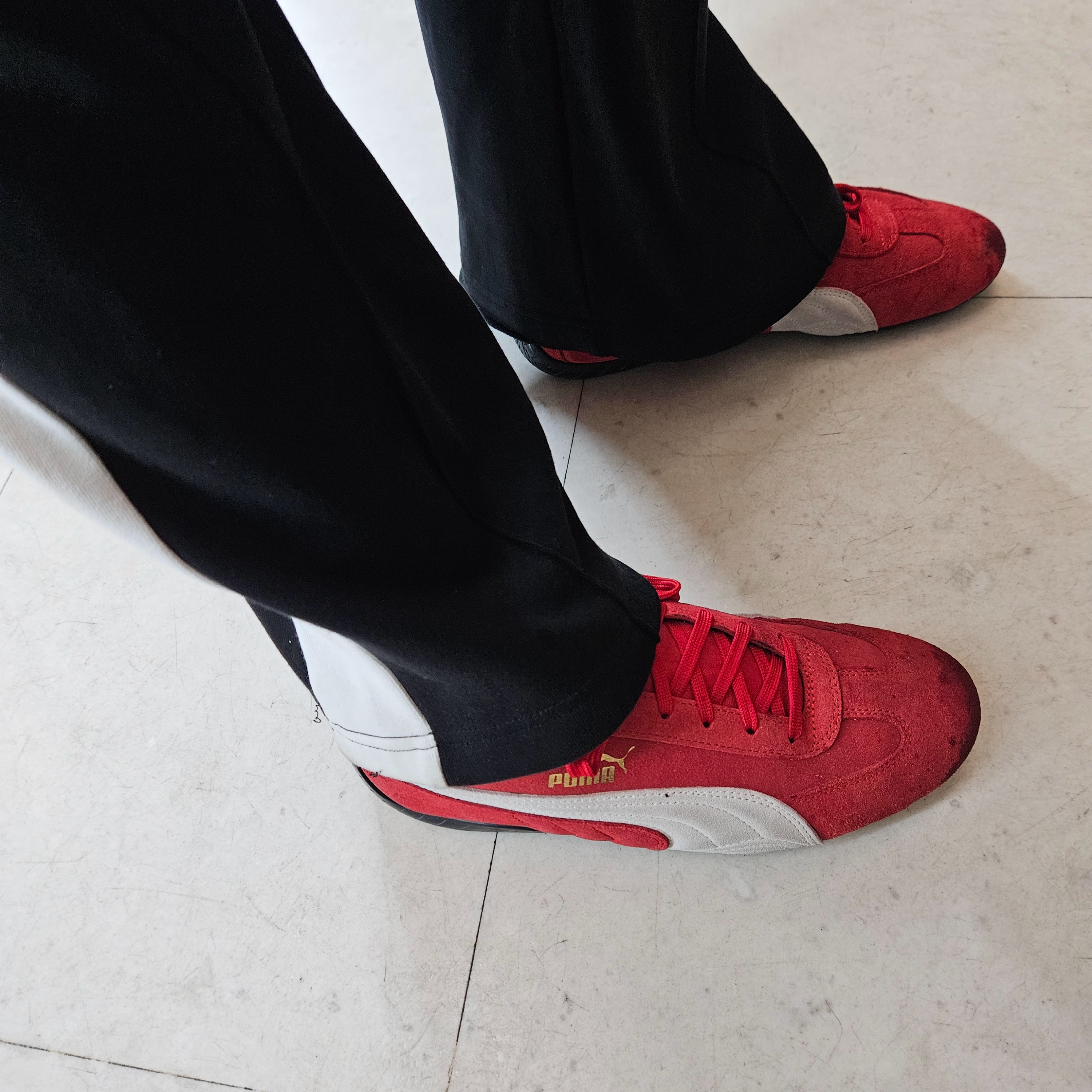 Palace x McDonald's Logo Hood Red - 23FW, Puma Speedcat OG Sparco Ribbon Red White 착용 스타일 - 3