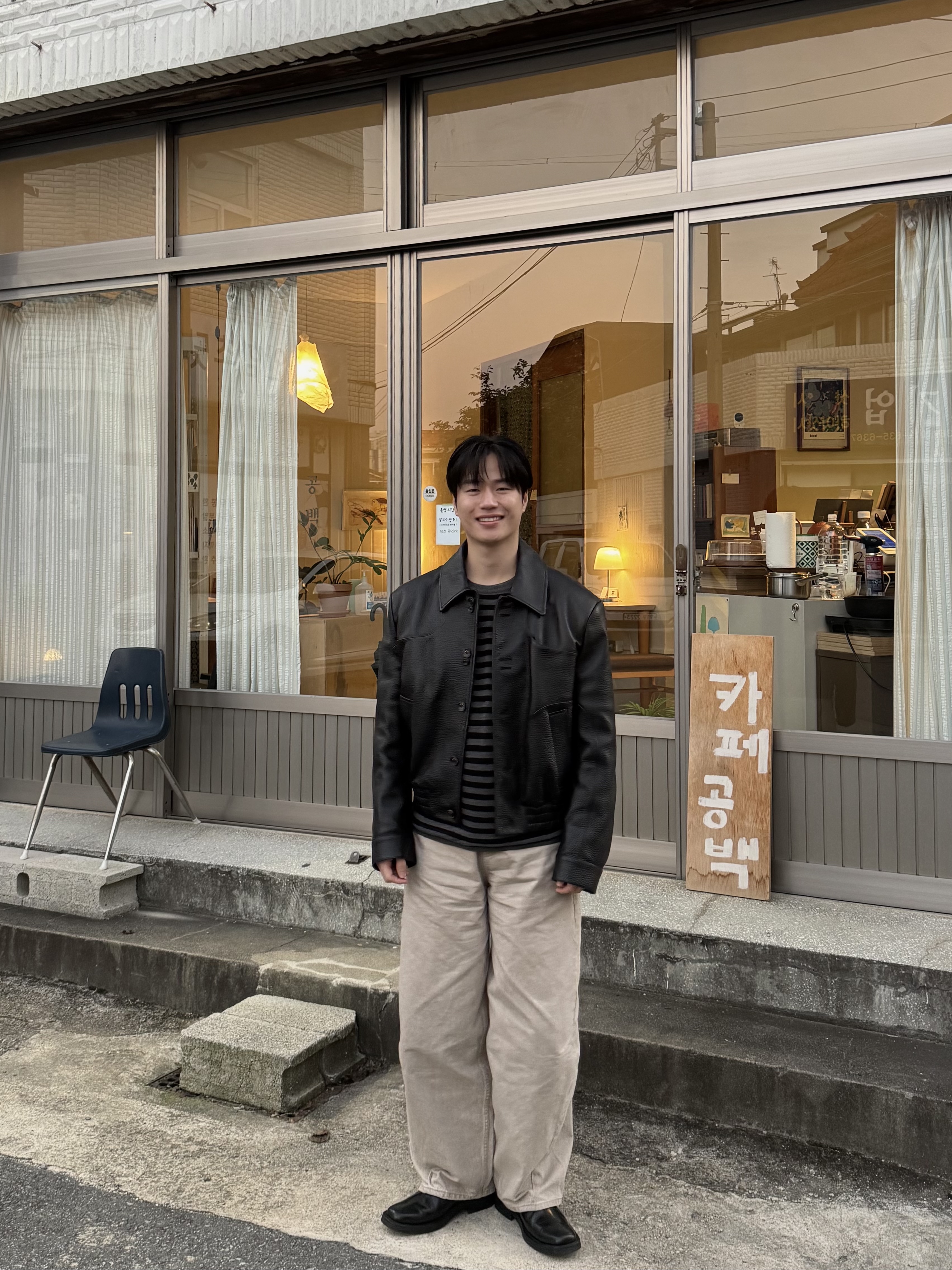 noun Wide Curved Denim Pants Sand Beige 착용 스타일 - 2