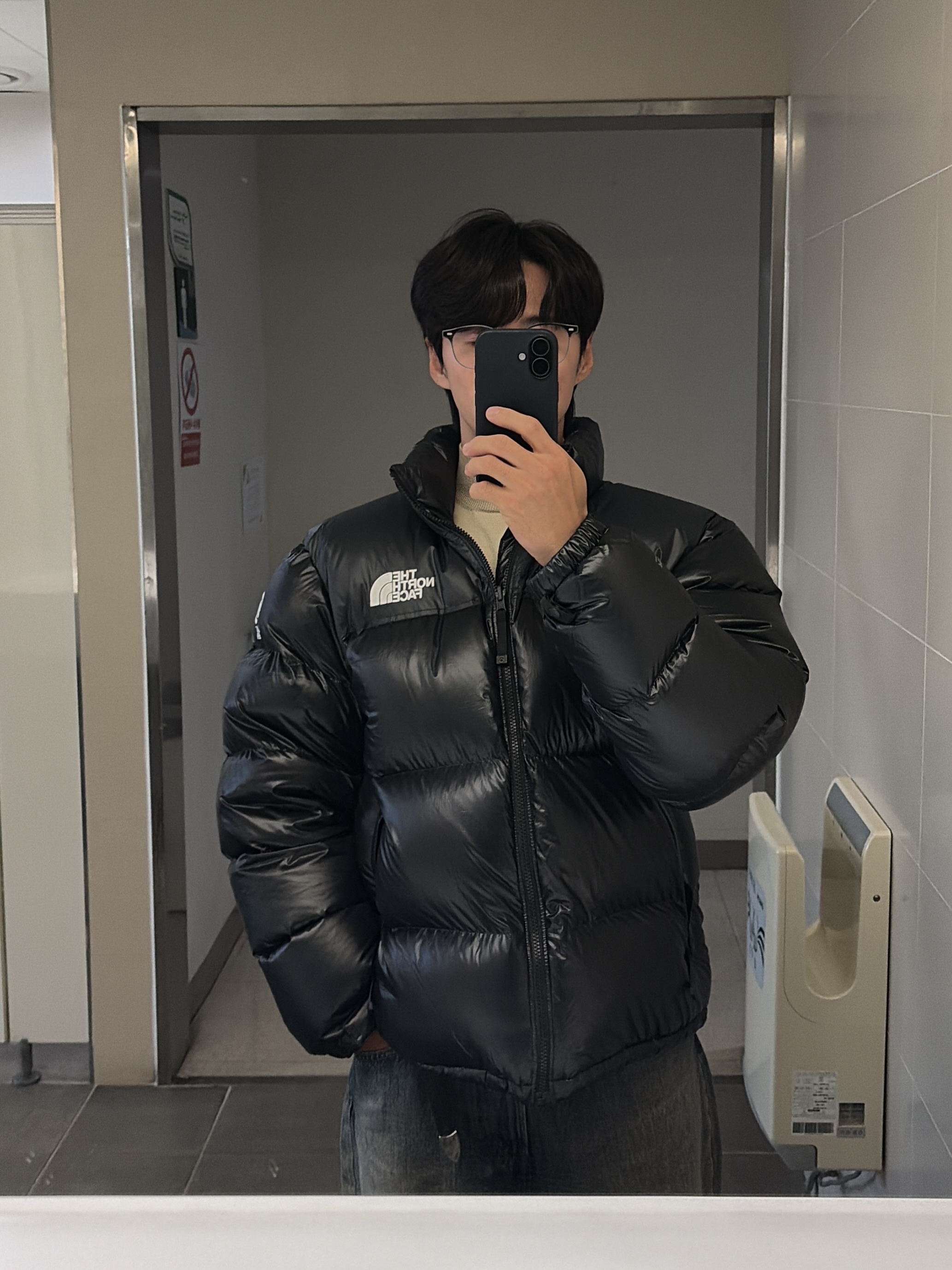 The North Face Quantum Nuptse RDS Jacket Black 착용 스타일