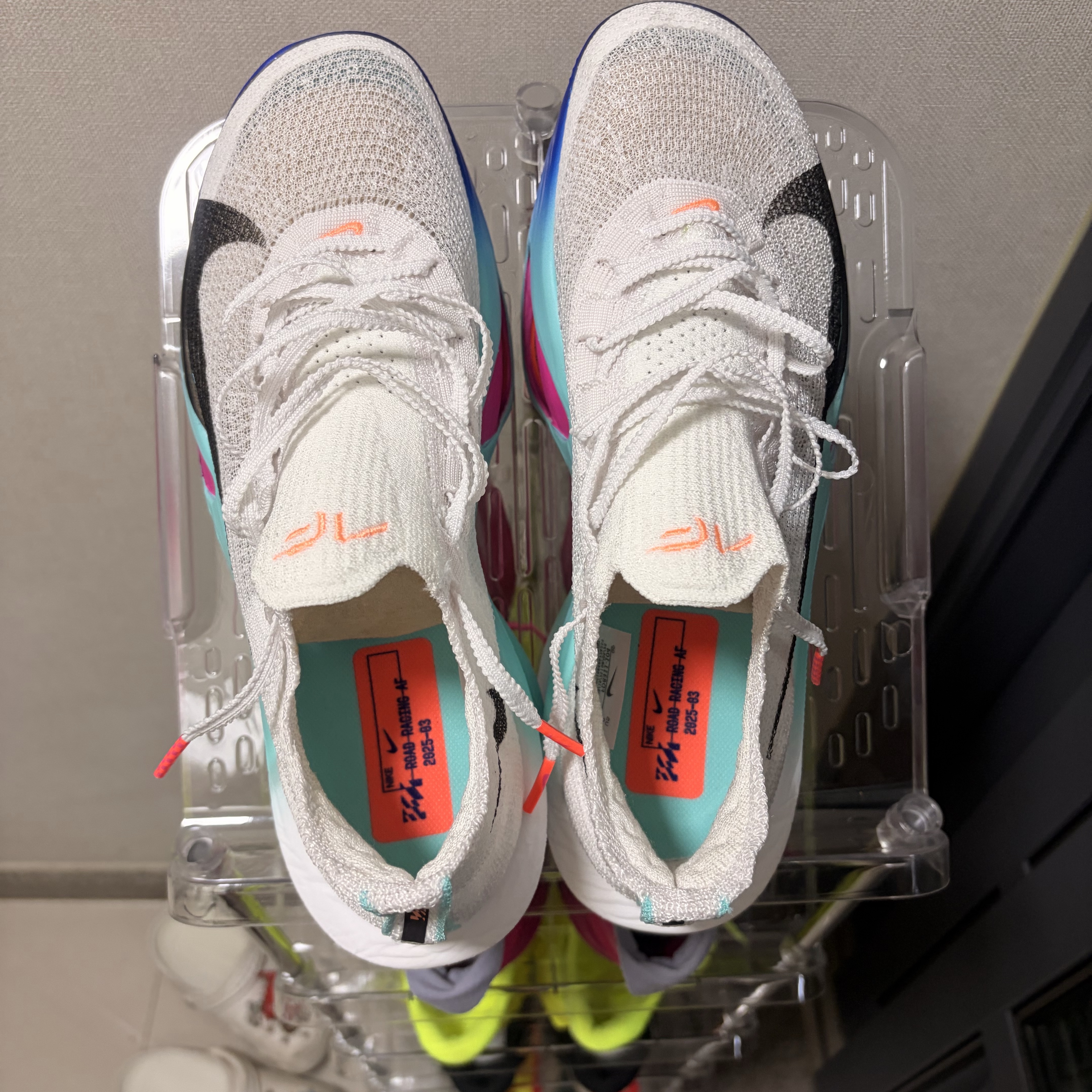 Nike Air Zoom Alphafly Next% 3 White Hyper Turquoise 착용 스타일 - 4