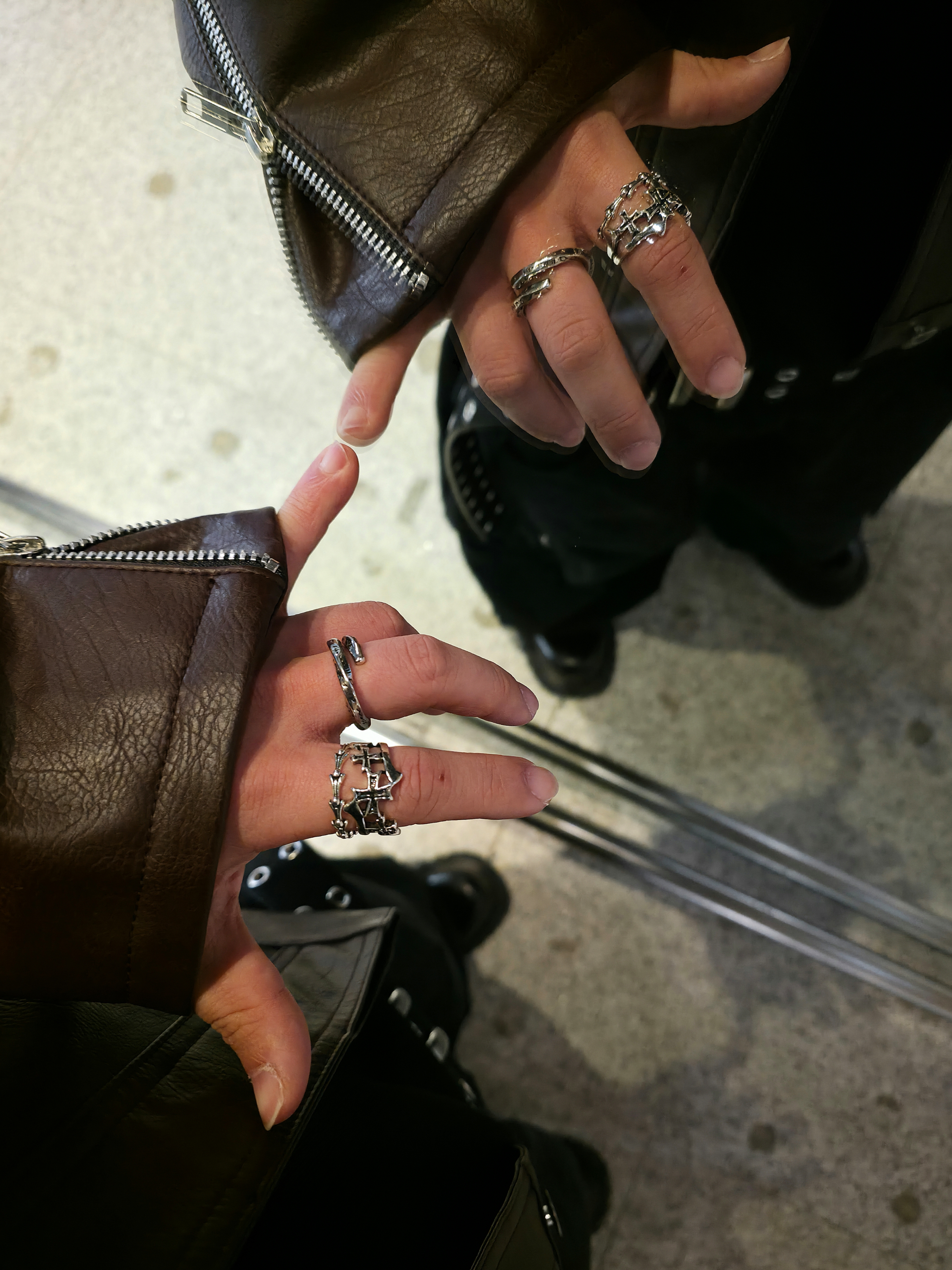 Haleine Trucker Faux Leather Jacket Burgundy (WJ346), Aoiro x Pog Service Hikari M65 Curved Pants Vintage Black 착용 스타일 - 8