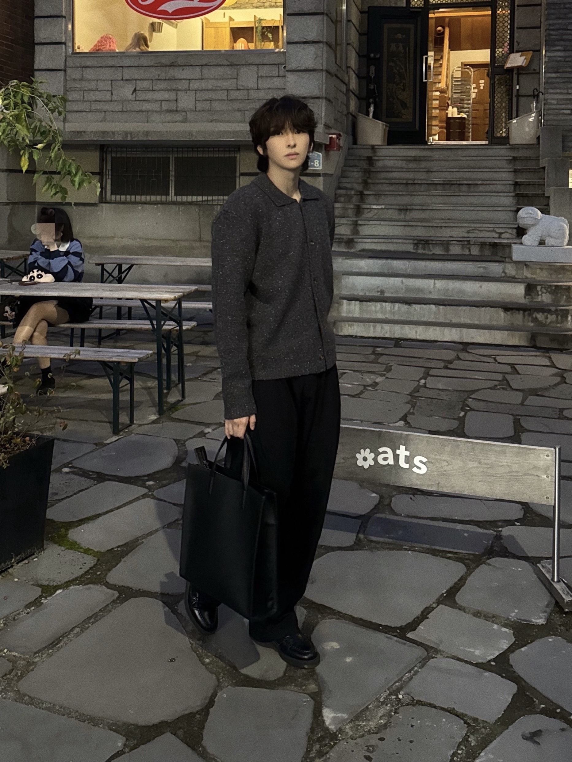 noun Nep Yarn Collar Cardigan Charcoal, noun Wide Tapered Chino Pants Black 착용 스타일 - 3