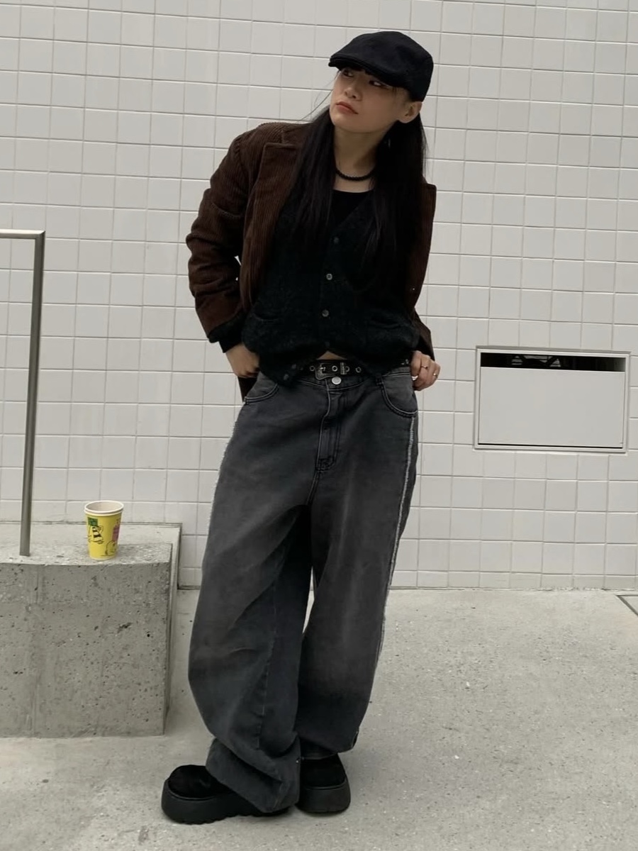 PHOS333 Two Tone Panel Jean Black, PHOS333 Two Tone Panel Jean Blue 착용 스타일 - 3