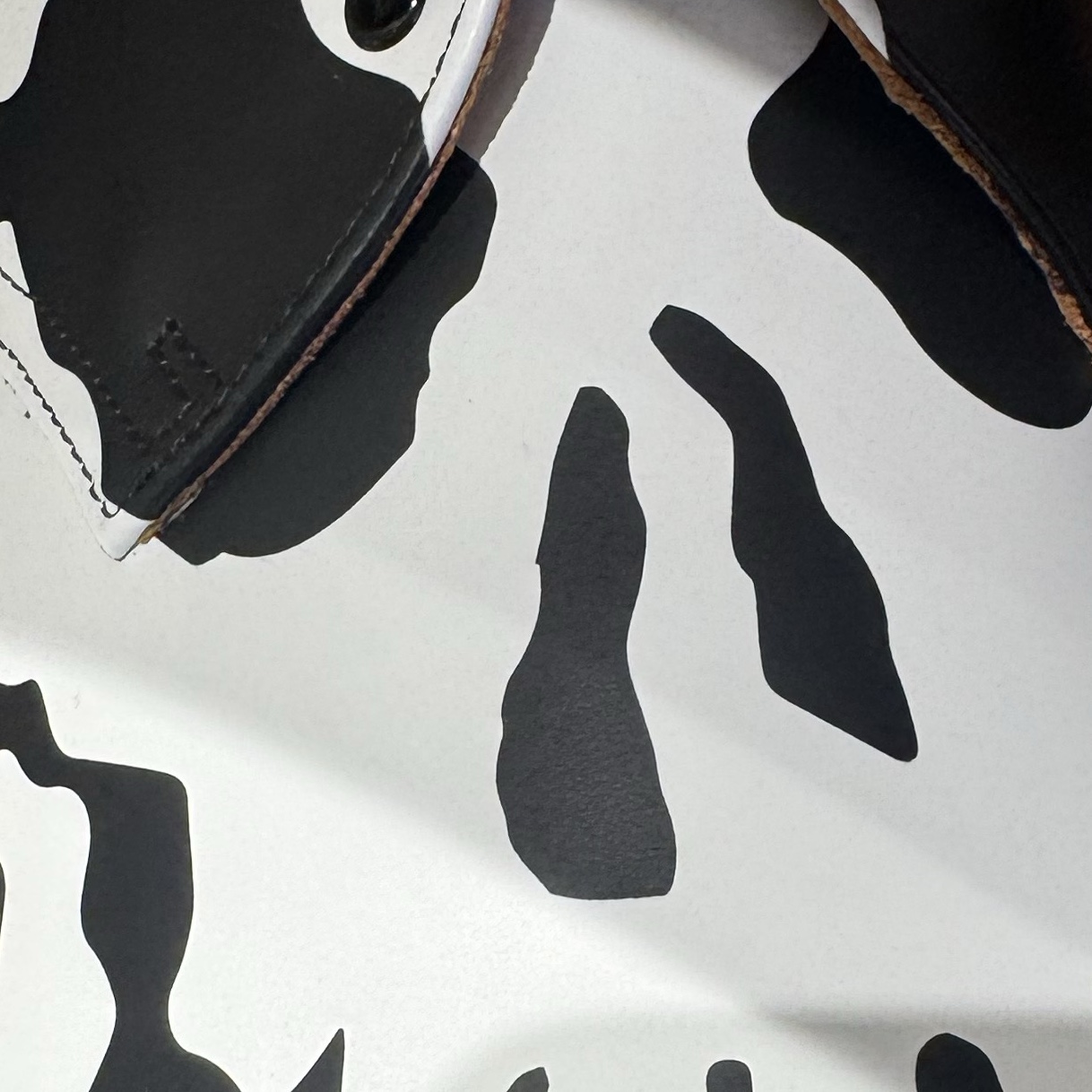 Dr. Martens x Supreme 1461 3-Eye Shoe Black - 25FW 착용 스타일