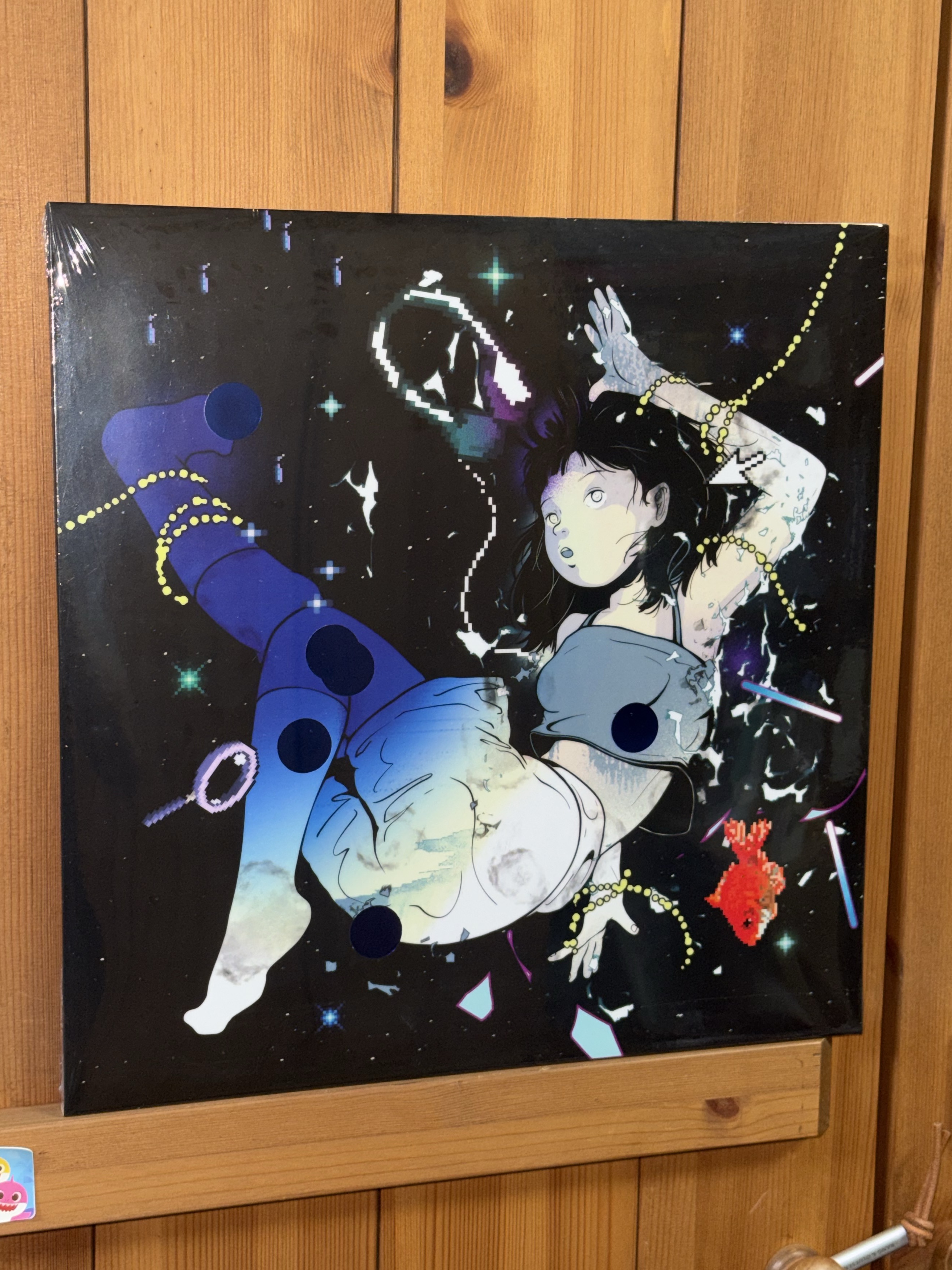 Hanroro 1st EP Take Off E Blue Marble 착용 스타일