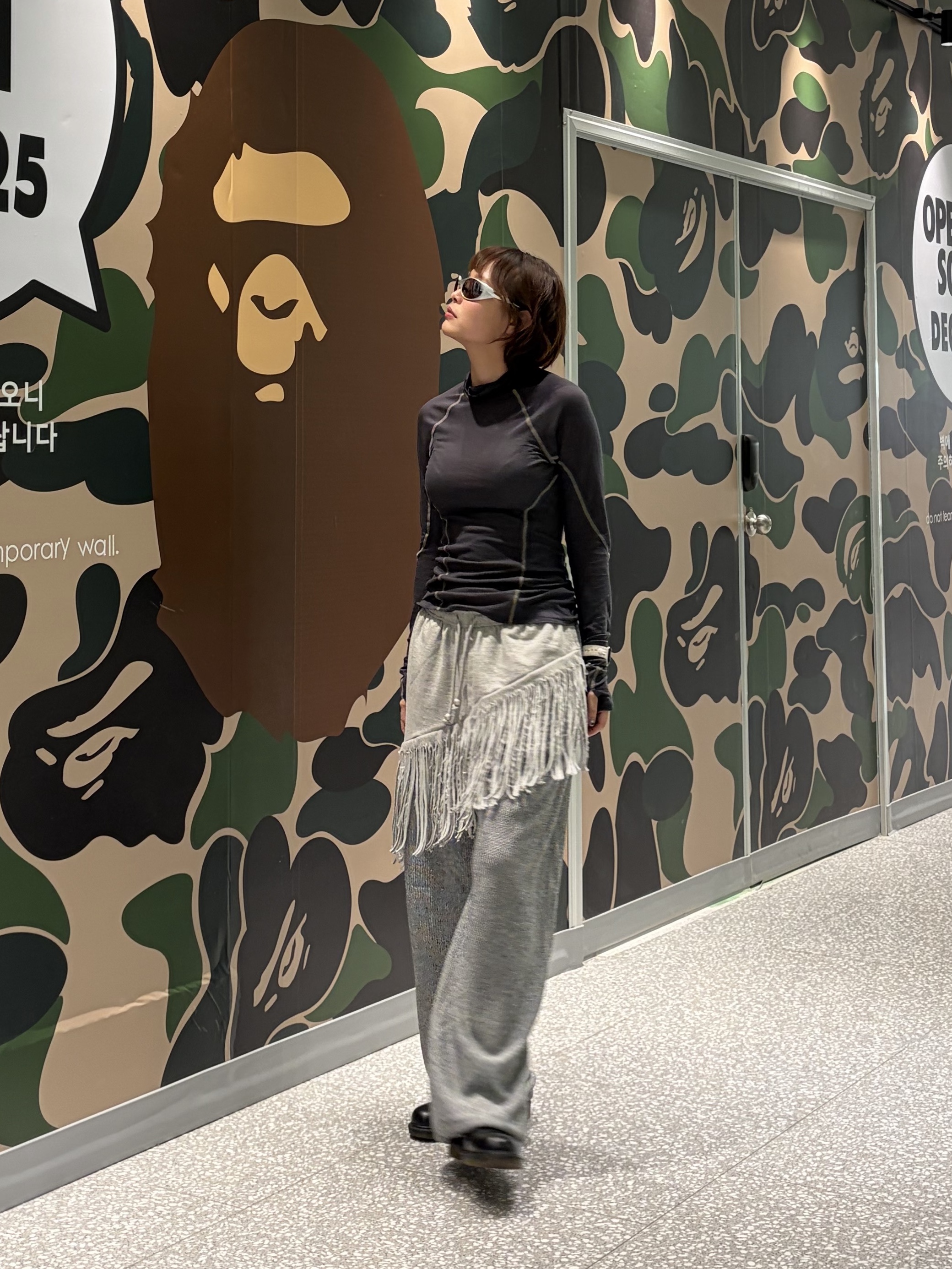 SOMSOC Phaze Fringe Pants Melange Grey, Oakley Eye Jacket Redux Silver Frame Prizm Black Polarized Lenses High Bridge Fit 착용 스타일 - 5