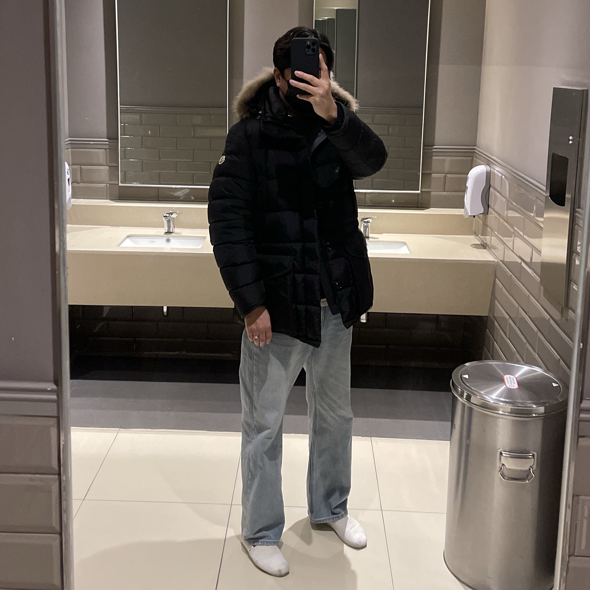 Moncler Cluny Long Down Jacket Black - 23FW 착용 스타일