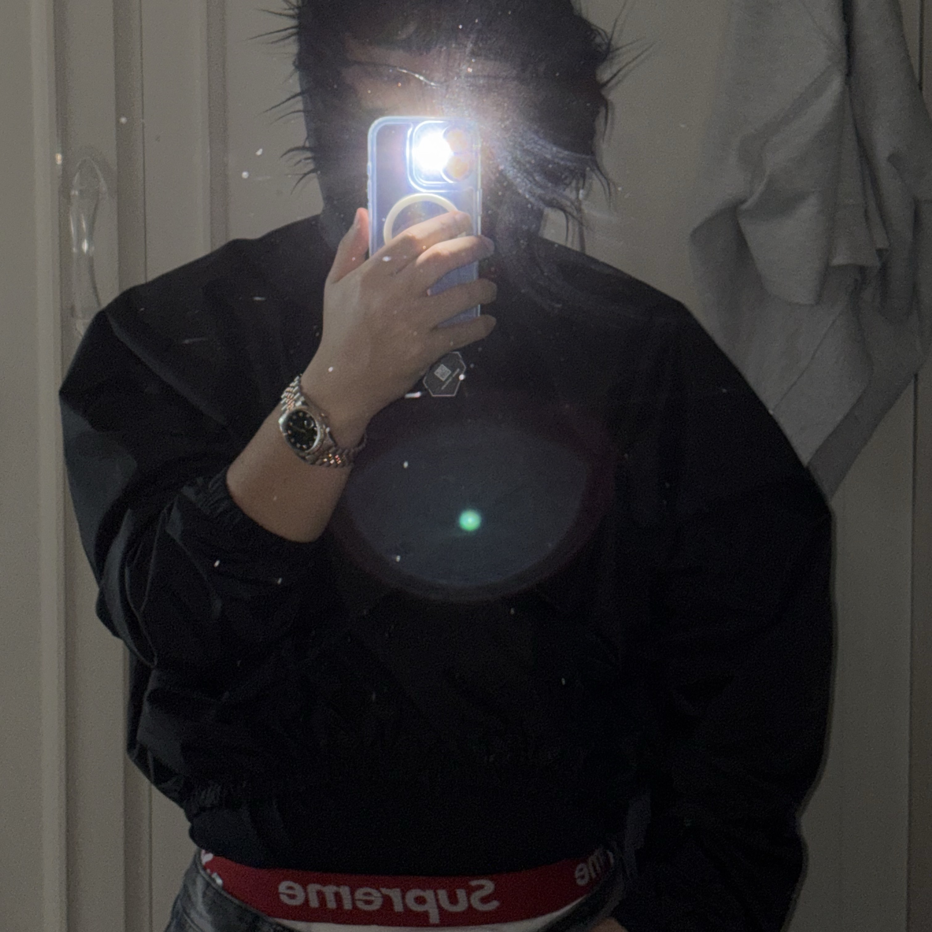 Yeezy WB-10 Black, Supreme Hanes Boxer Briefs White (4 Pack) 착용 스타일