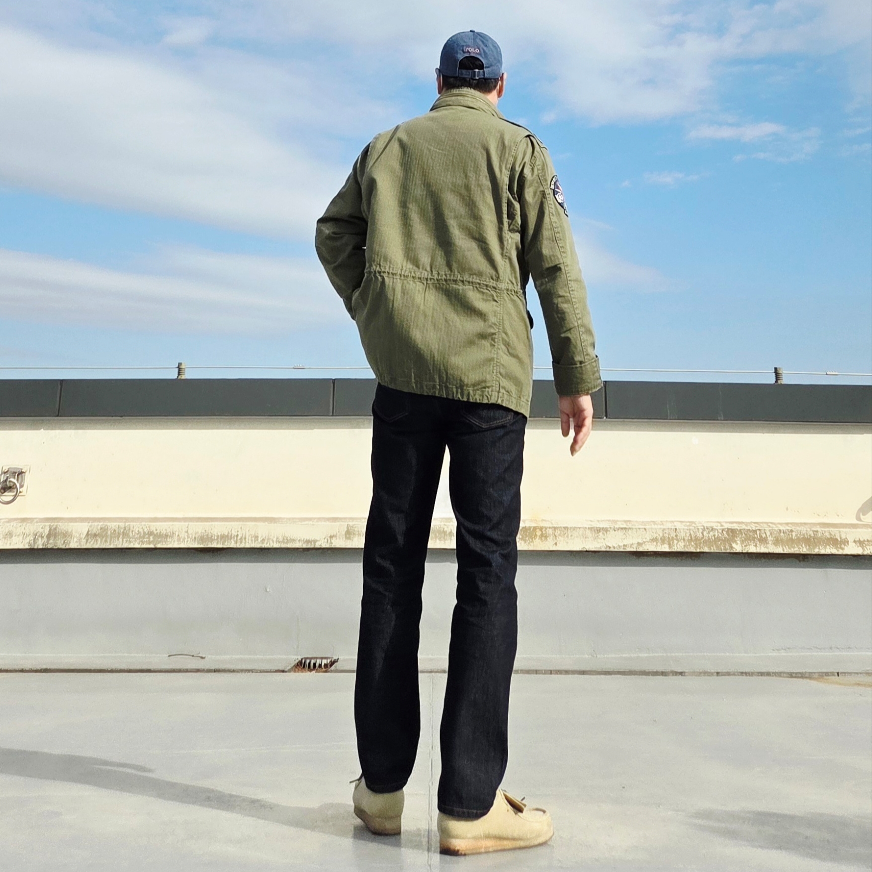 [20% 적립] Polo Ralph Lauren Iconic Herringbone Field Jacket Olive Mountain - 25SS, Clarks Wallabee Maple Suede 착용 스타일 - 3