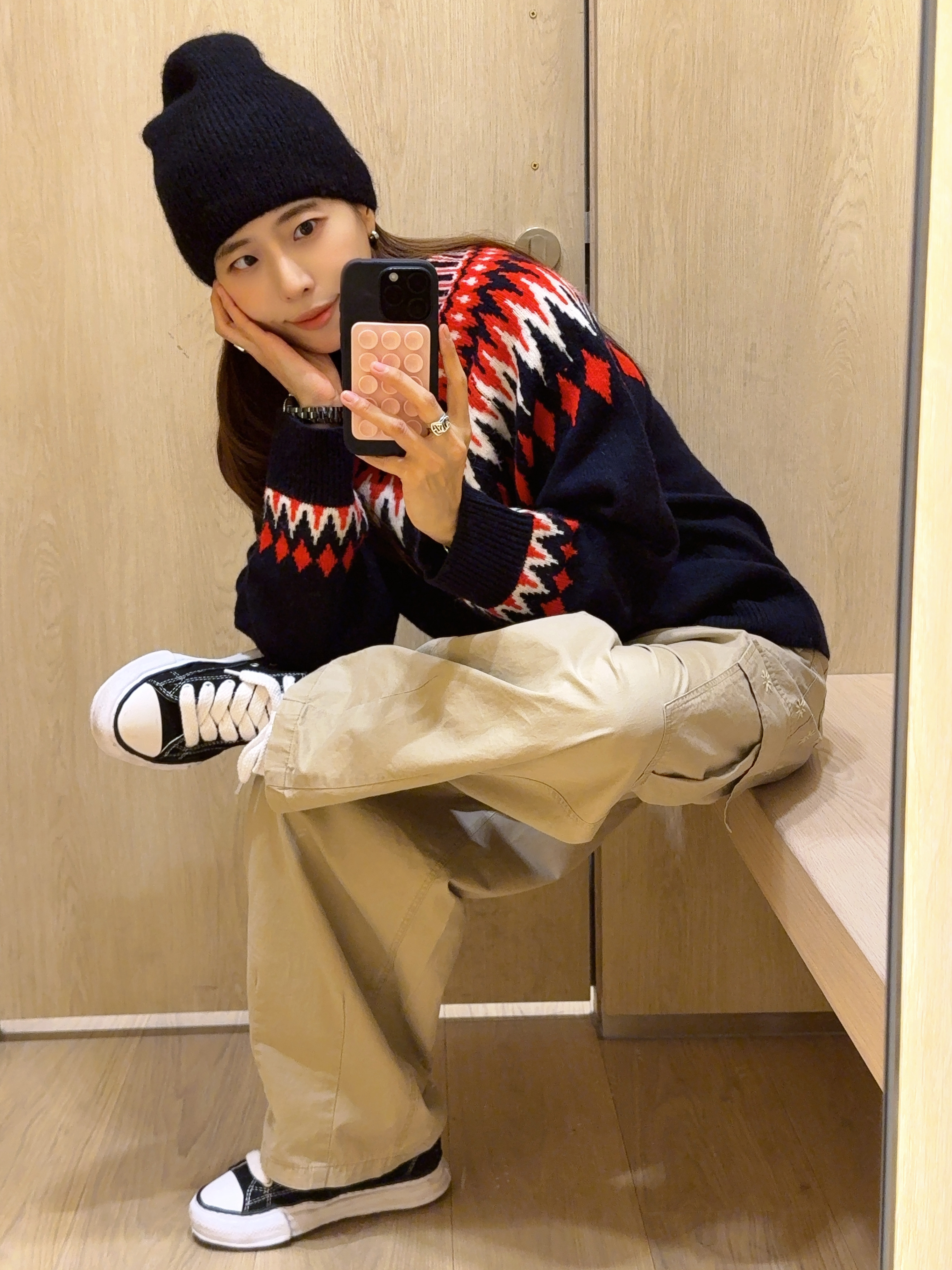 Maison Mihara Yasuhiro Peterson OG Sole Canvas Low Sneakers Black, Fritur Kyoto Cargo Pants Beige_F251PT01 착용 스타일 - 1