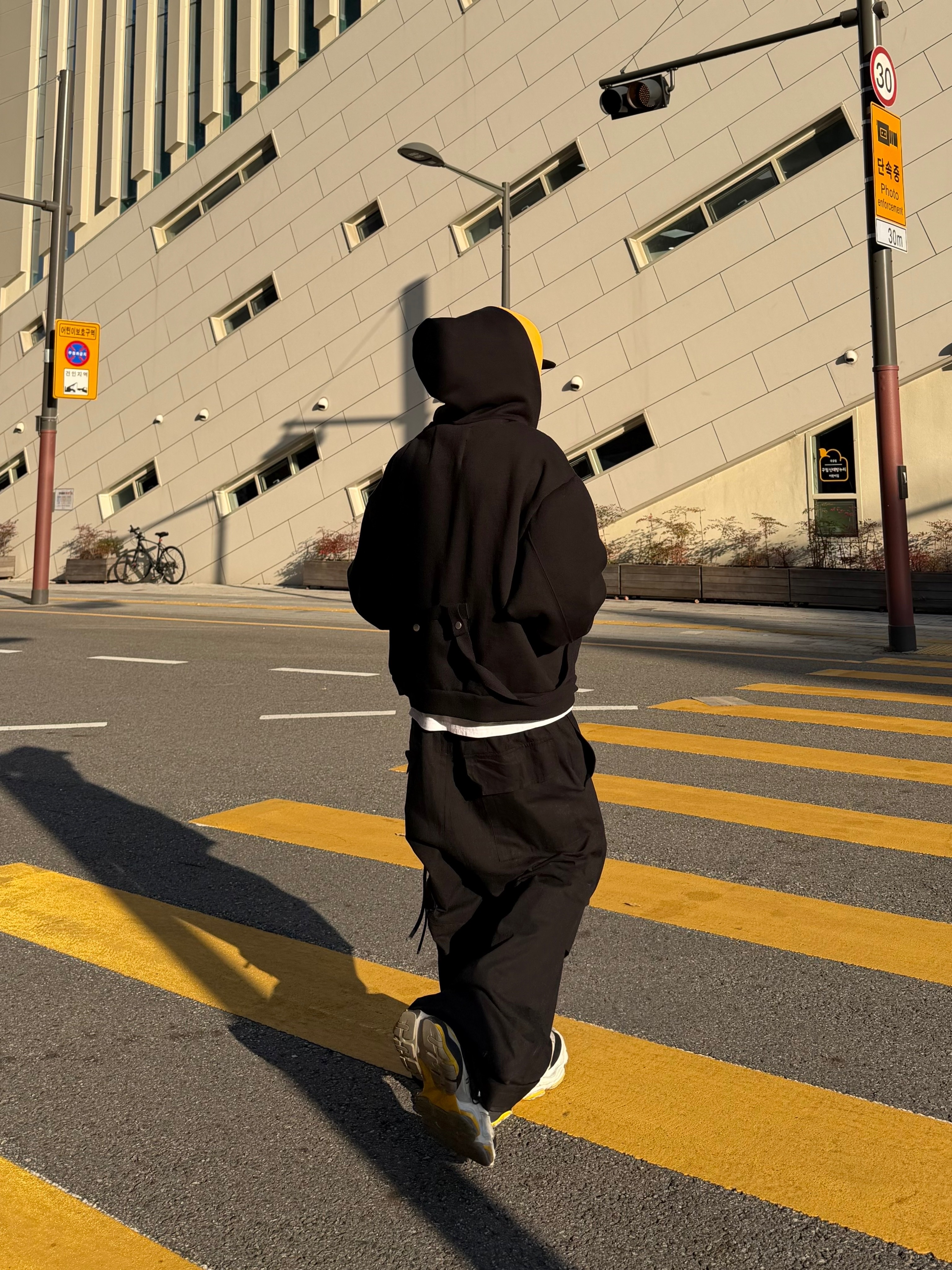 Wapworks Hard Knocks Cargo Pants Gas, Balenciaga Cargo Sneakers White Grey 착용 스타일 - 6