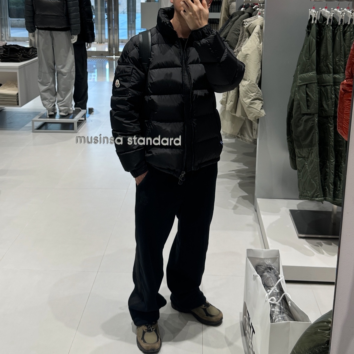Moncler Maya Hooded Short Down Jacket Black - 25FW, Uniqlo x Needles Fleece Wide Pants Black - KR 착용 스타일