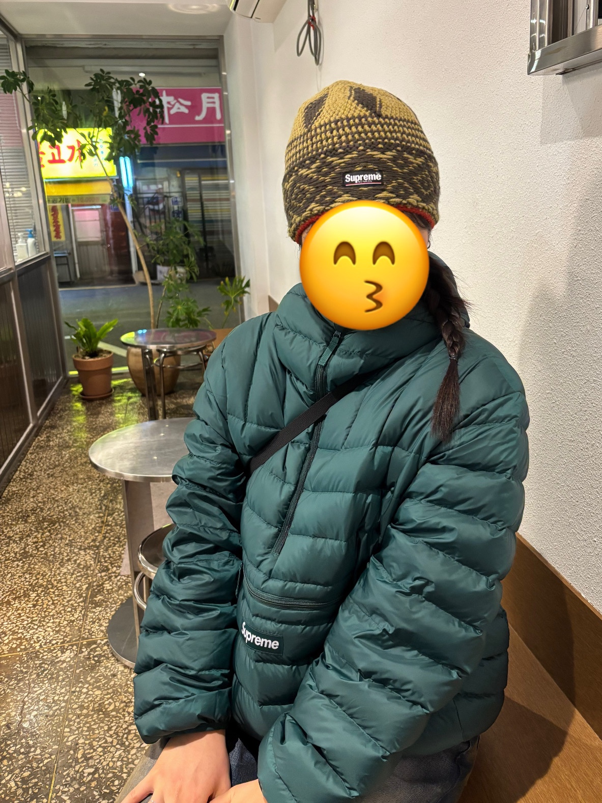 Supreme Micro Down Half Zip Hooded Pullover Dark Green - 25FW, Supreme Diamond Beanie Khaki - 25FW 착용 스타일 - 1