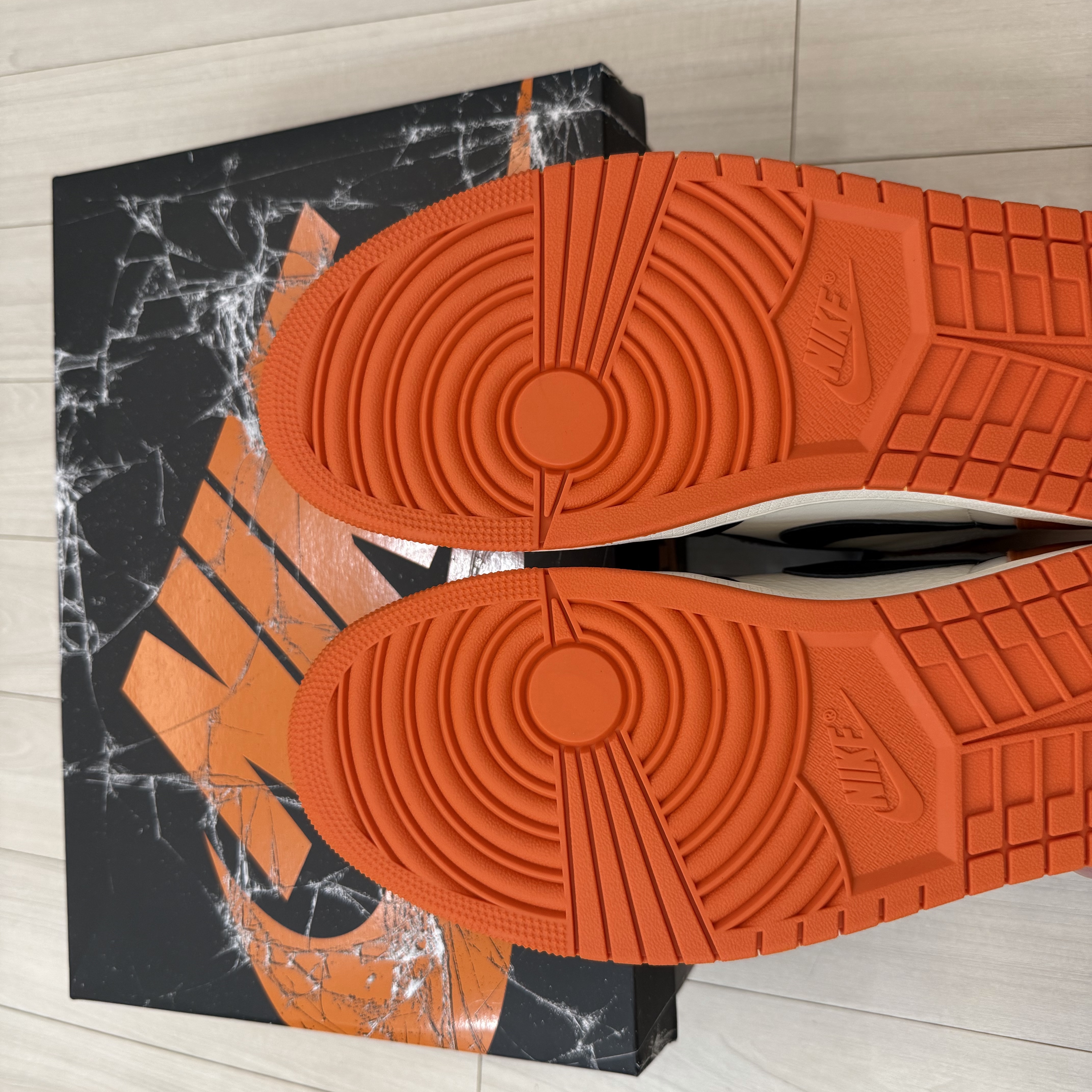 Jordan 1 Retro High OG Shattered Backboard 착용 스타일 - 5
