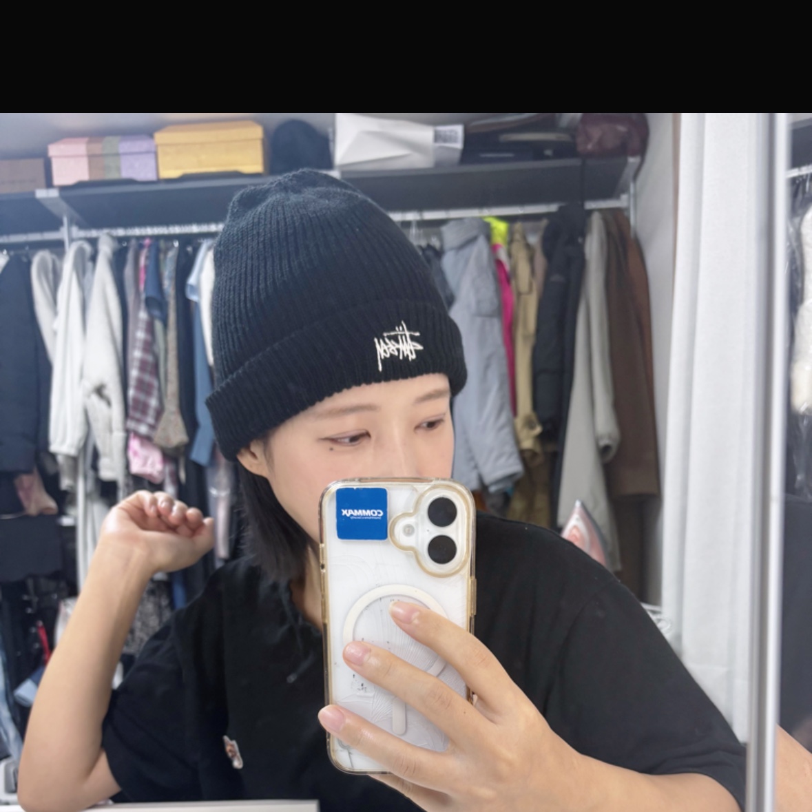 Stussy Basic Cuff Beanie Black, Stussy Brushed Out Stock Skullcap Beanie Black 착용 스타일 - 1