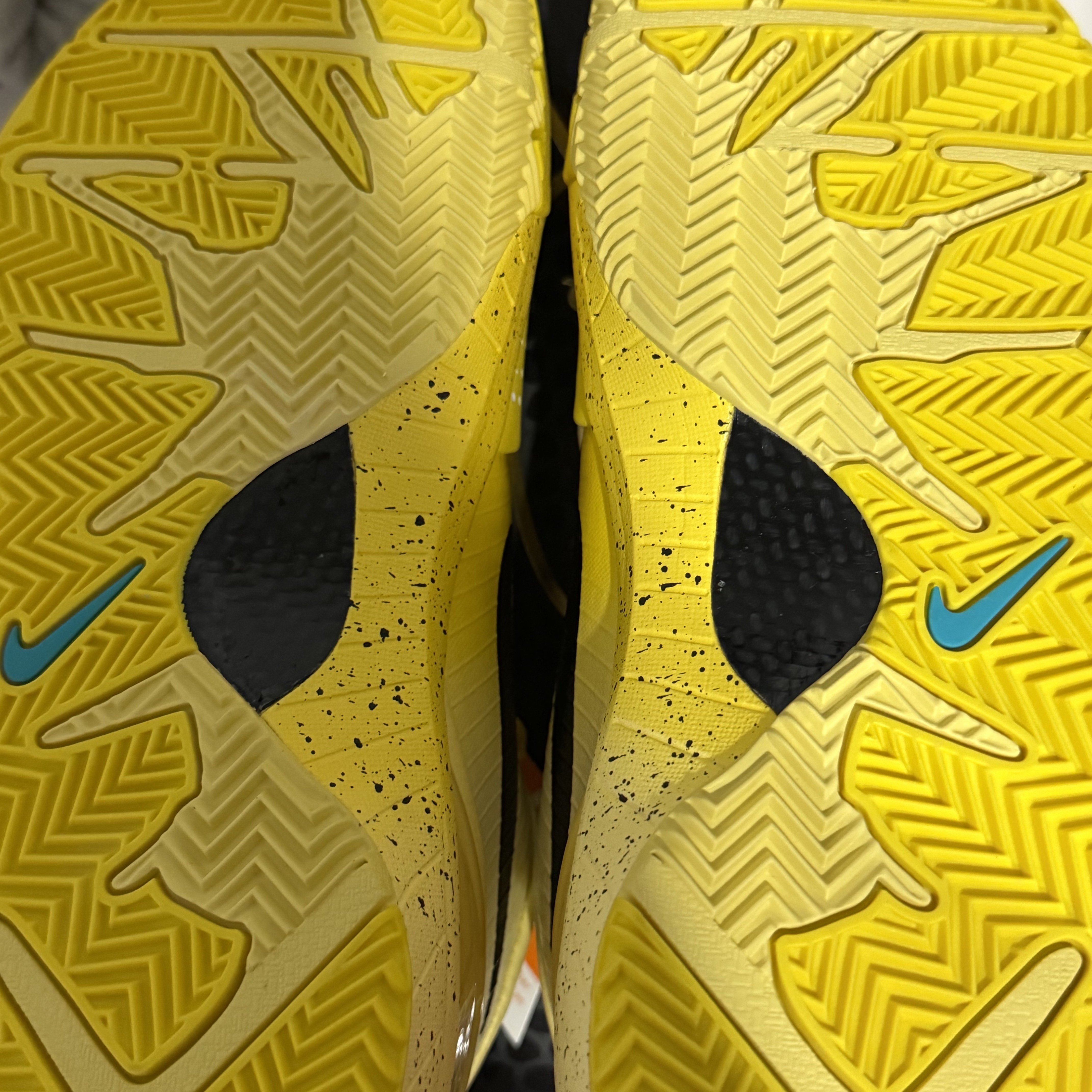 Nike Kobe 4 Protro CHBL 착용 스타일 - 3