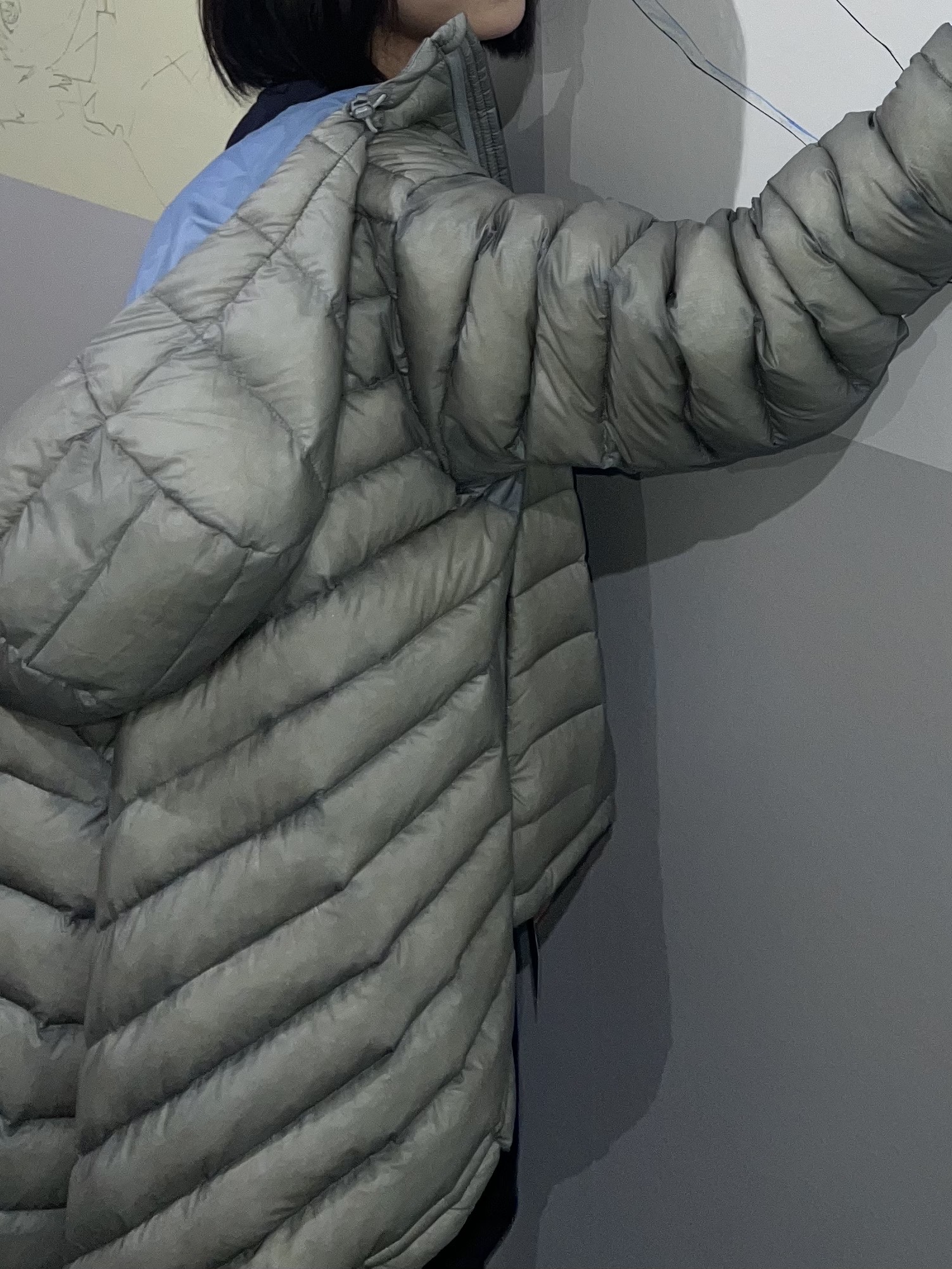 Sansan Gear Suffix Puffer Jacket Grey - 25FW 착용 스타일 - 1