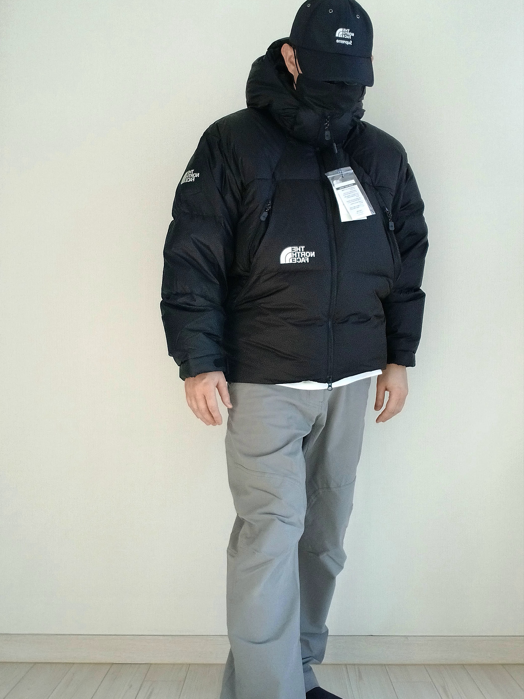 Supreme x The North Face Split 6-Panel Black - 24SS, Carhartt Loose Fit Heavyweight Regular Long Sleeve Pocket T-Shirt White 착용 스타일 - 1