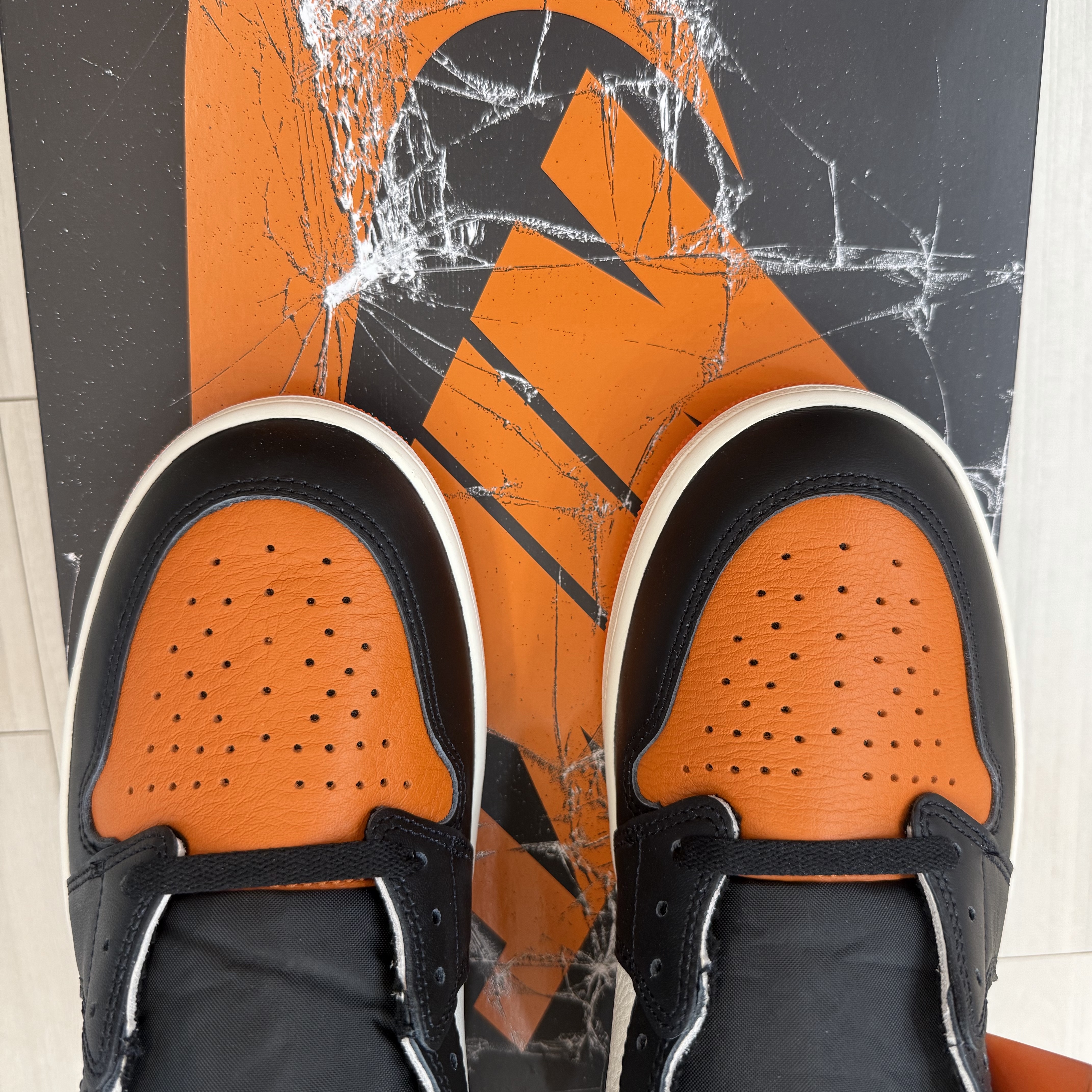 Jordan 1 Retro High OG Shattered Backboard 착용 스타일 - 7