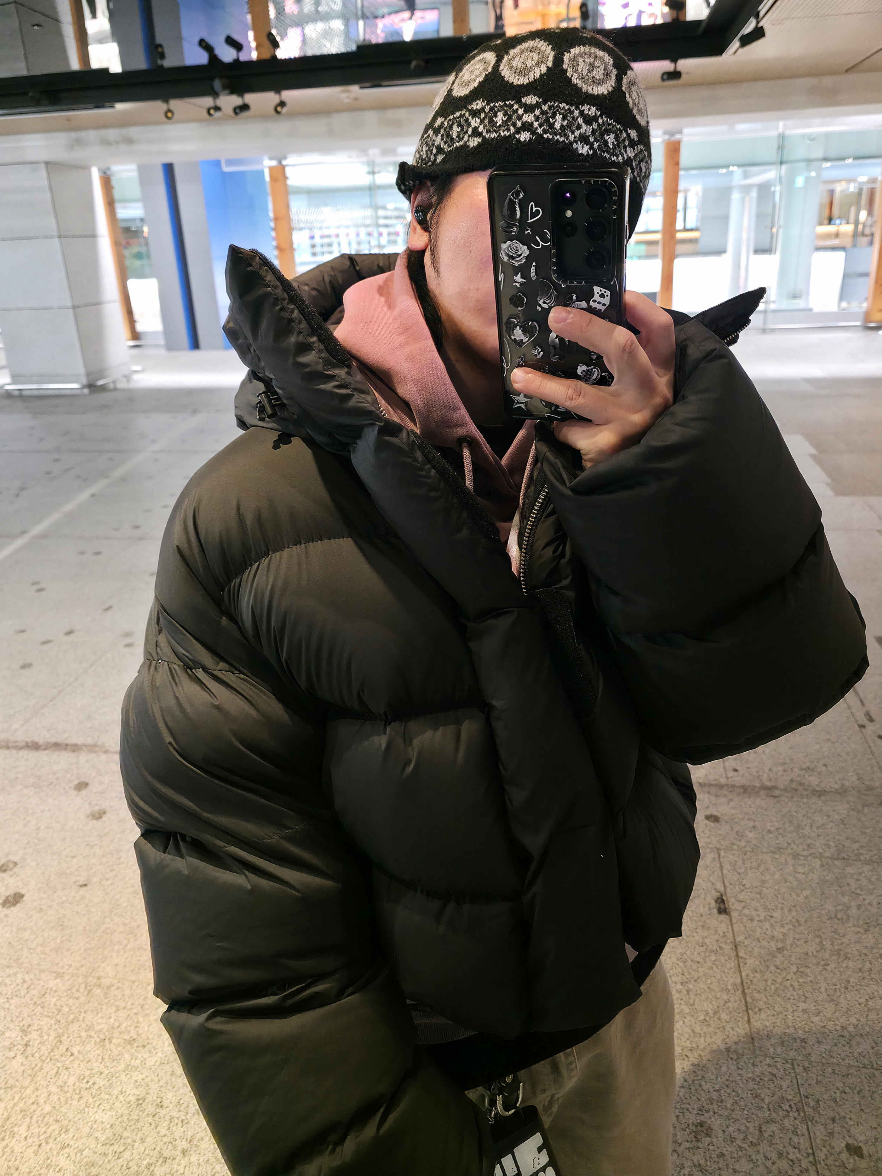 Entire Studios MML Hooded Puffer Black, Converse x Drkshdw Turbowpn Black Cream 착용 스타일 - 9
