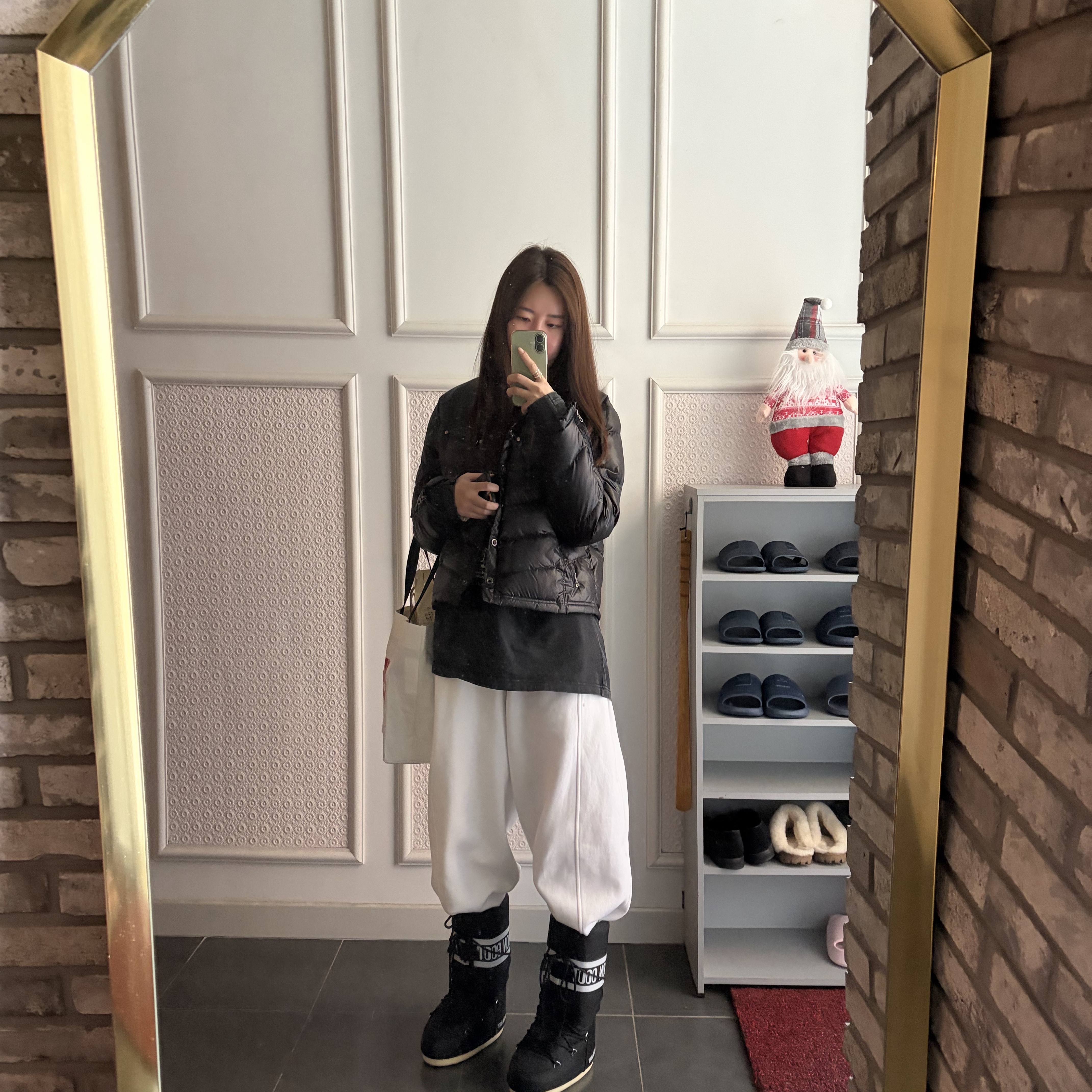 (W) Moon Boot Icon Nylon Boots Black 착용 스타일