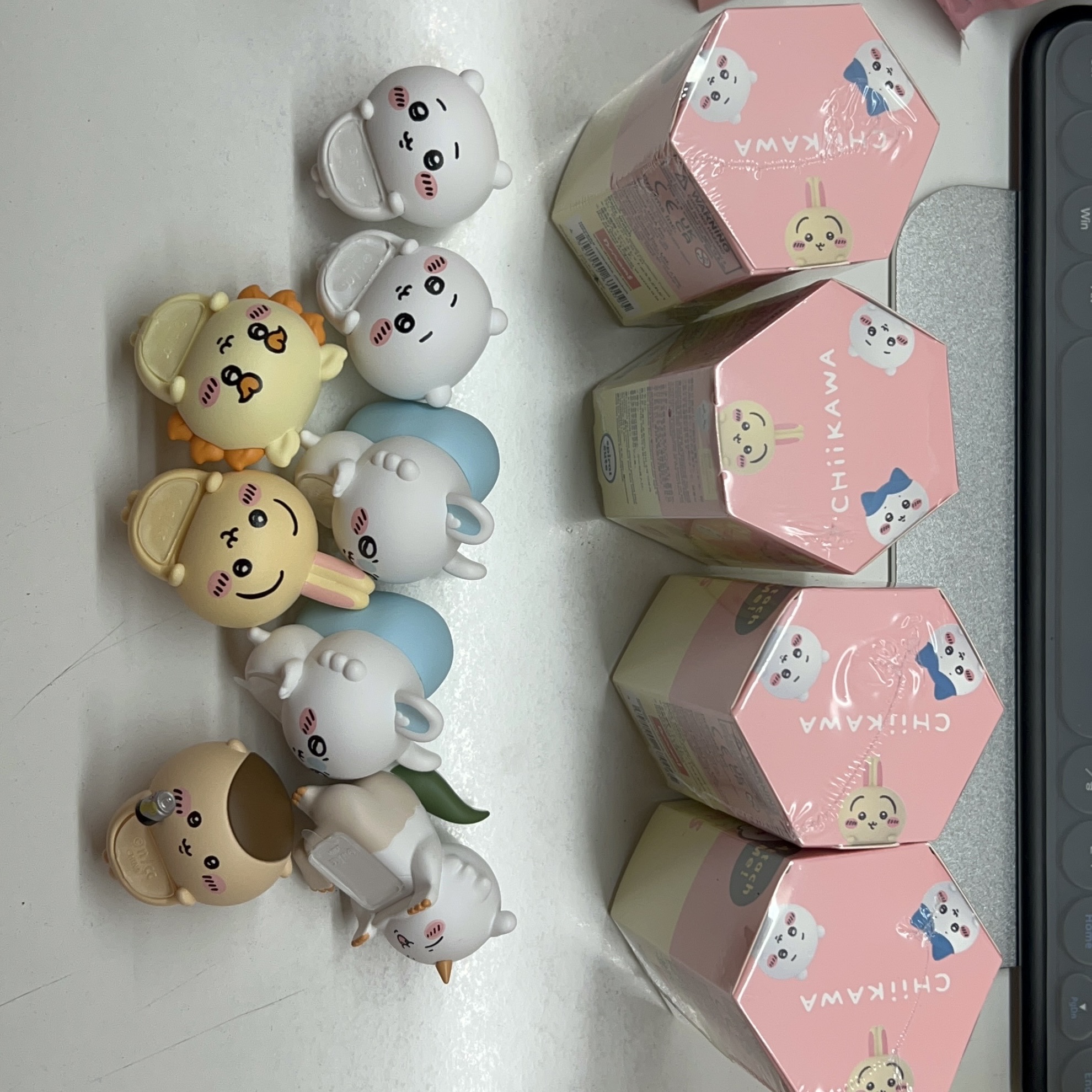 Chiikawa x Sonny Angel Hippers Sealed Case (12 Blind Boxes) 착용 스타일 - 1