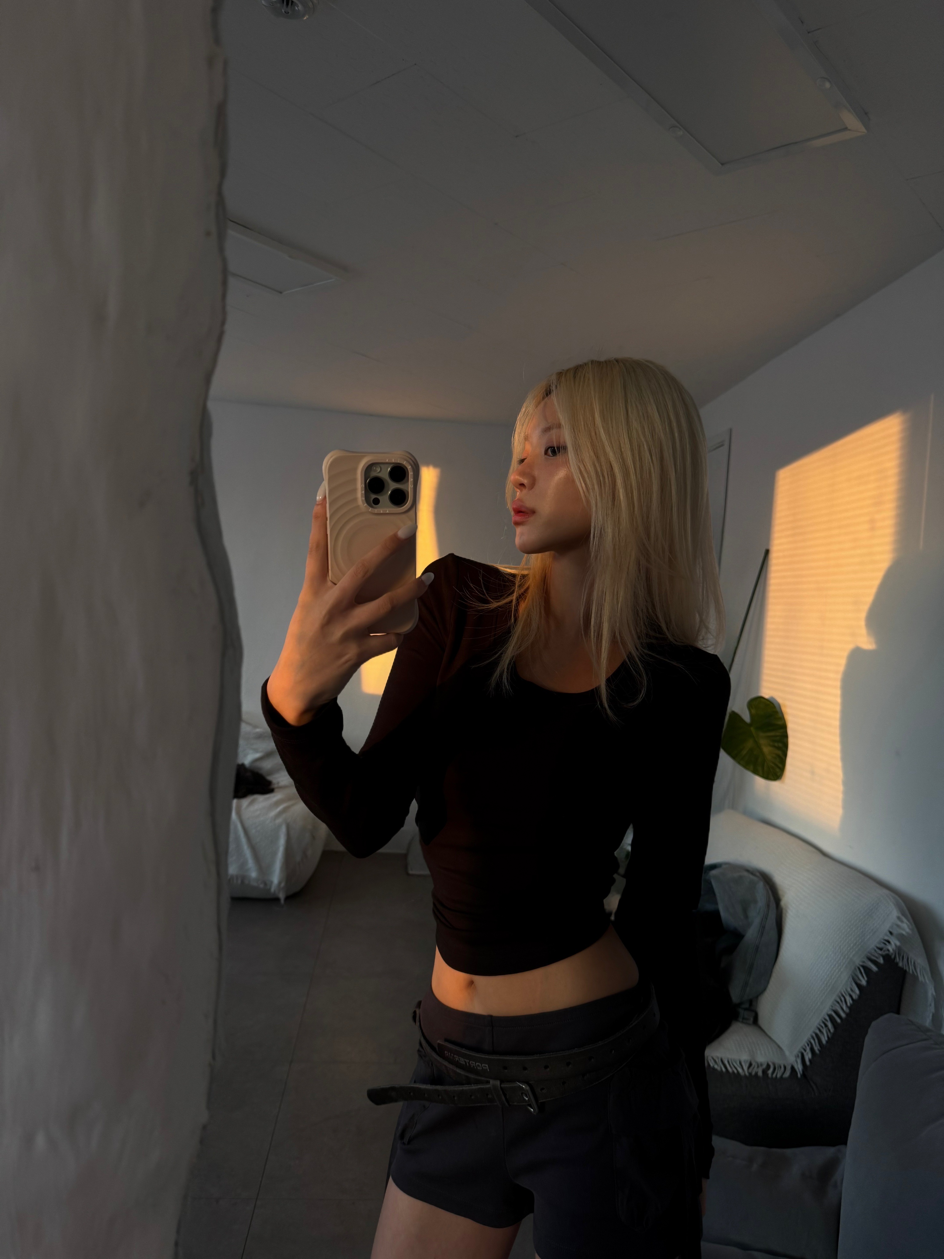 Casetify iPhone MagSafe Ripple Case Oat 착용 스타일 - 3