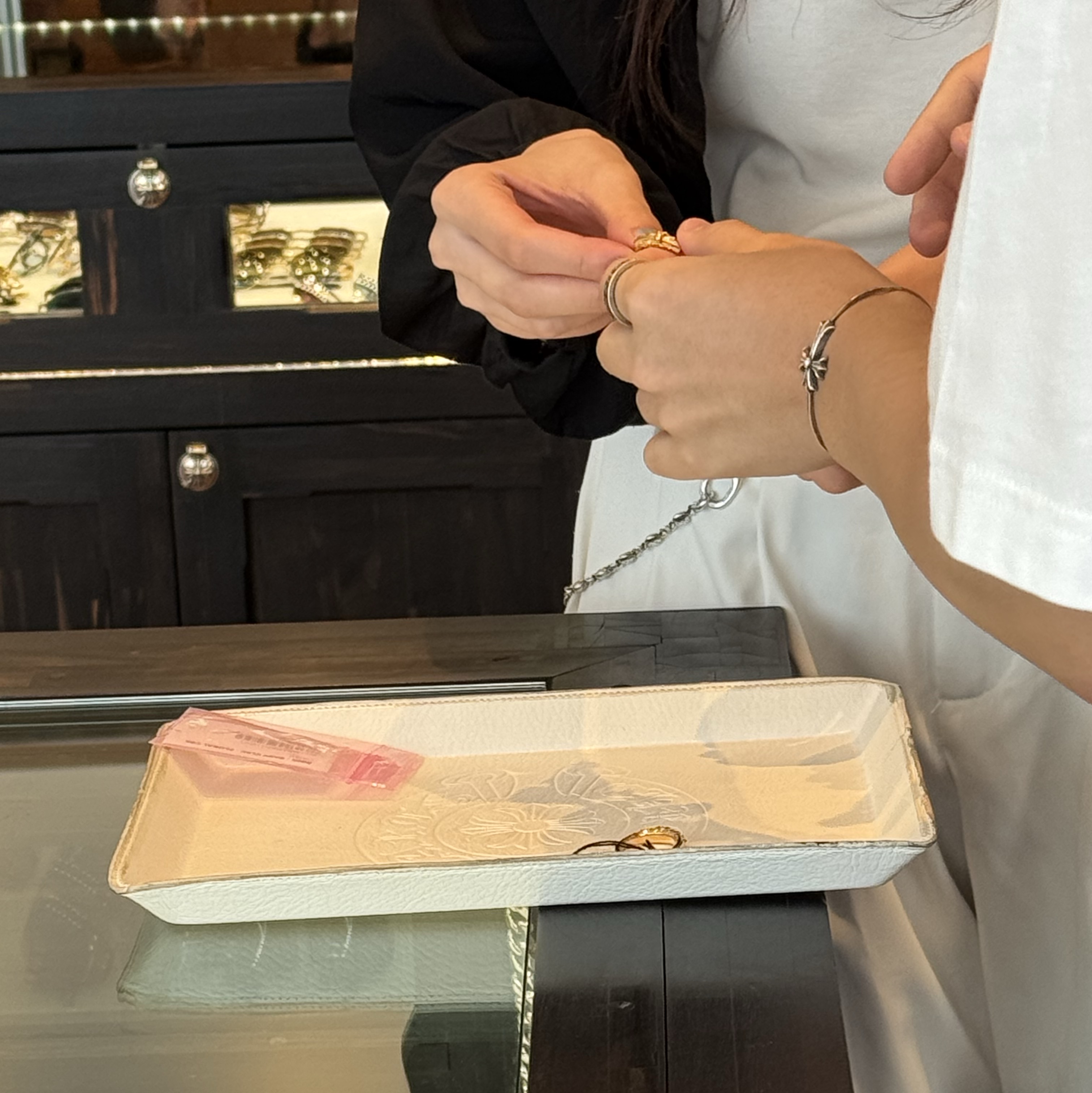 Chrome Hearts Duck Butter Matte Black, Our Legacy Extended Third Cut Black Grey 착용 스타일 - 4