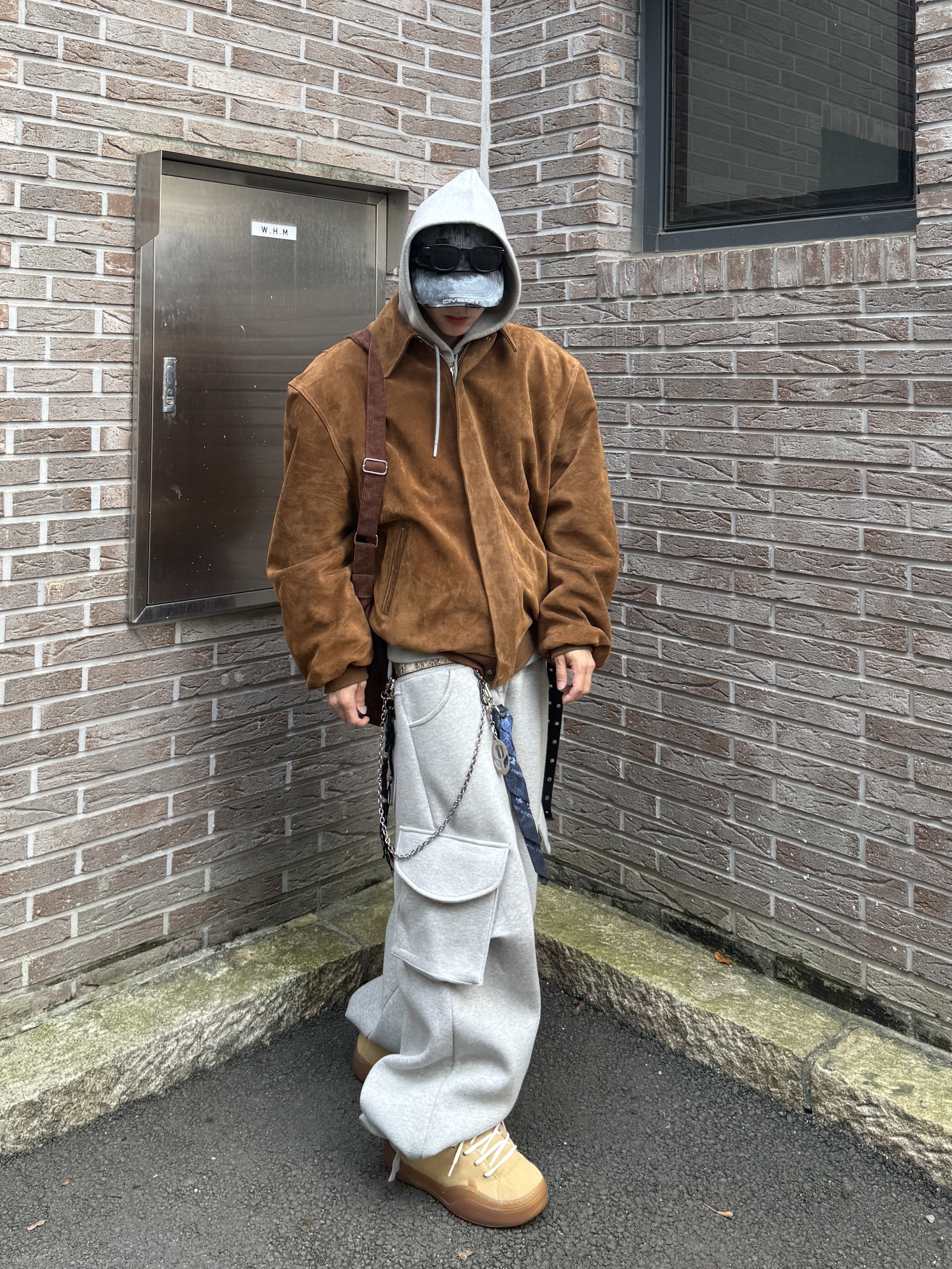 MJD x Kamien Double Hole Belt Oak Brown, ERL Vamp Skate Shoes Sand 착용 스타일 - 4