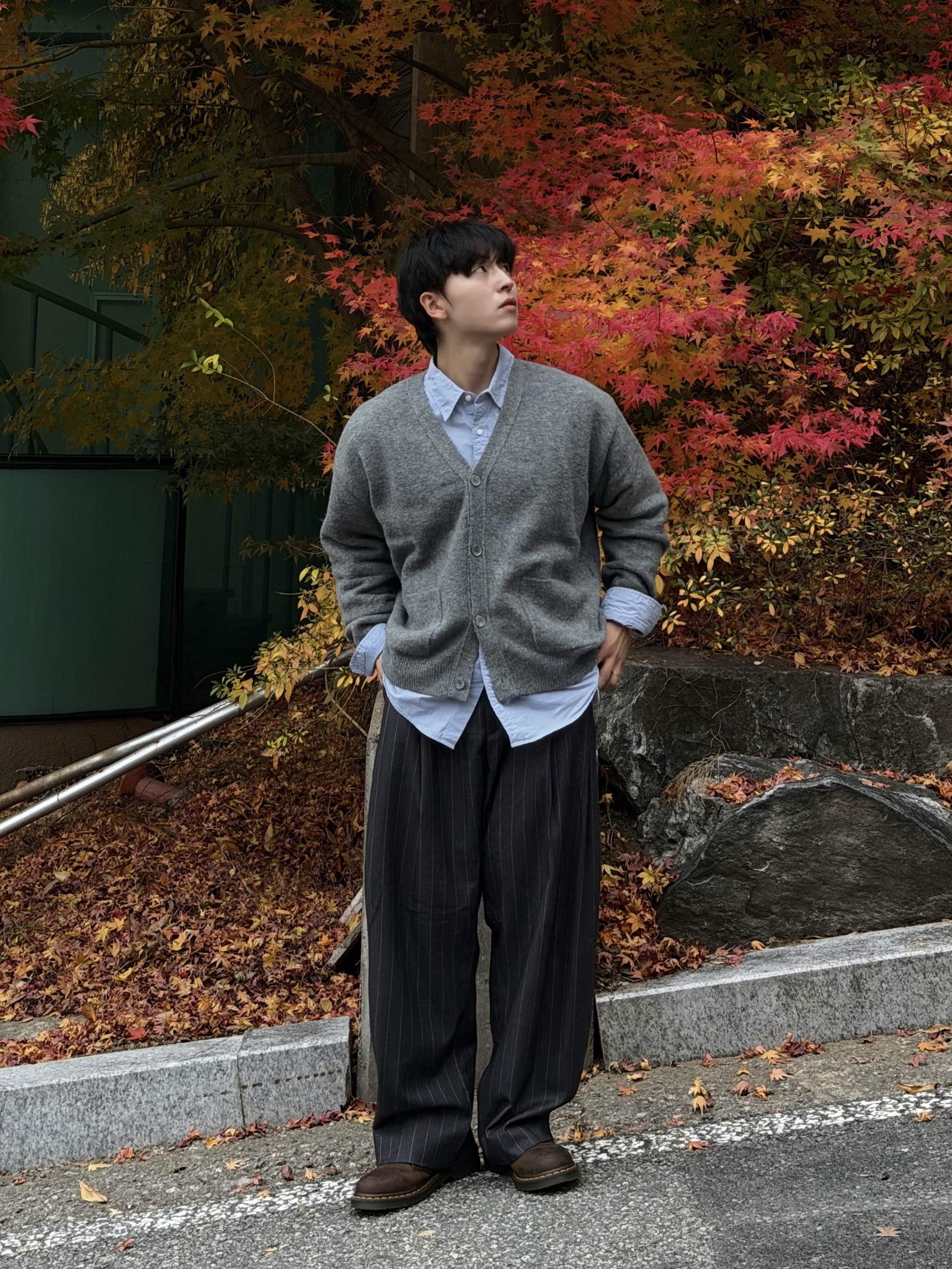 Dr. Martens 1461 Crazy Horse Dark Brown 착용 스타일 - 3
