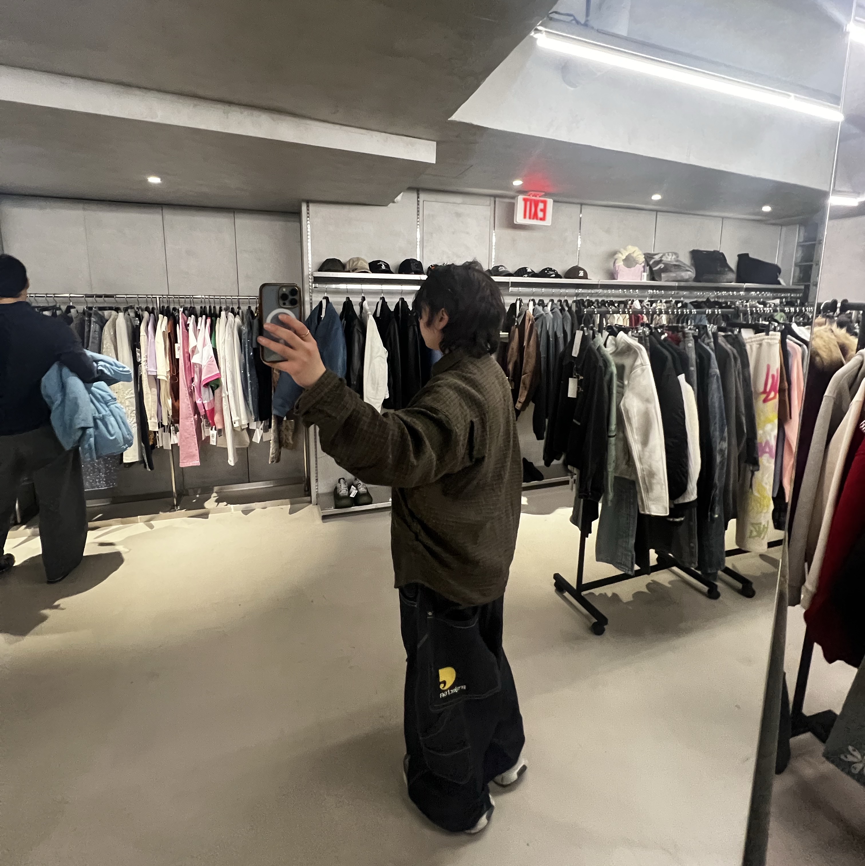 Nonnod Cropped Flexible String Check Shirt Brown, Project G/R Retro Baggy Denim Pants Dark Navy 착용 스타일 - 1