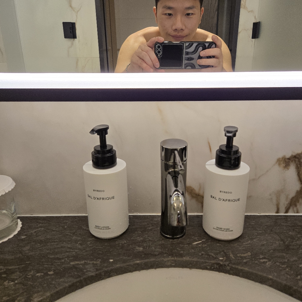 KREAM 프로필 이미지