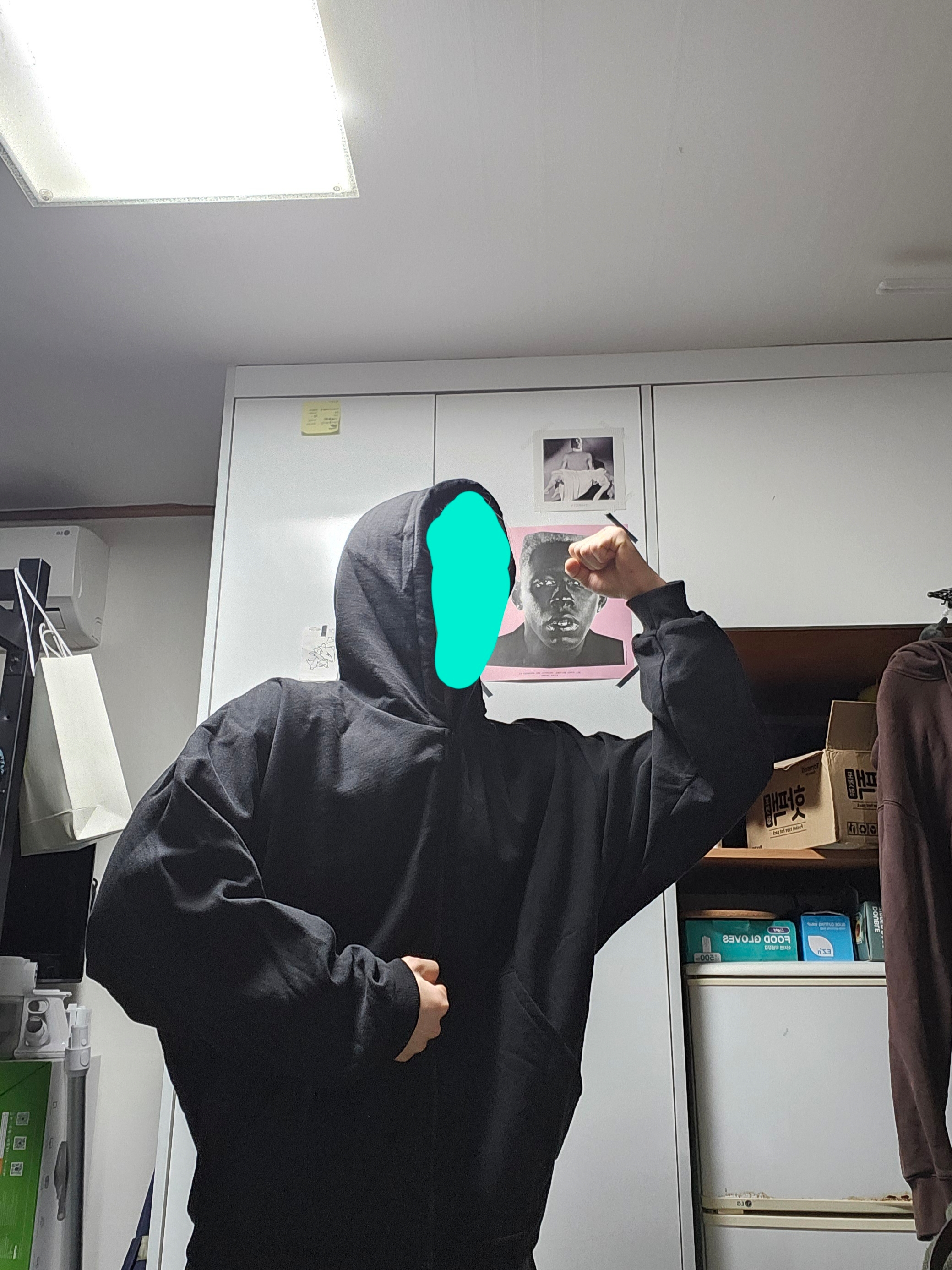 Yeezy HD-03 Blank Black 착용 스타일 - 2