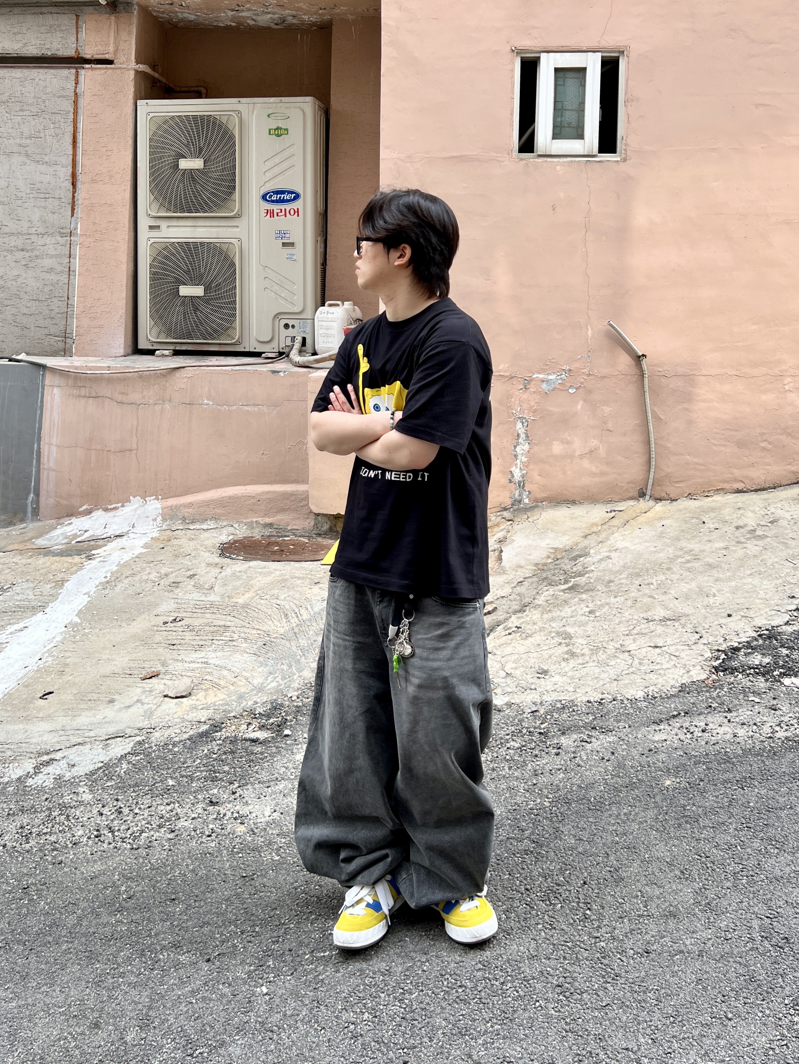 Uniqlo UT x CPFM x SpongeBob Graphic T-Shirt D Black - JP, Adidas Adimatic Bright Yellow Blue 착용 스타일 - 2