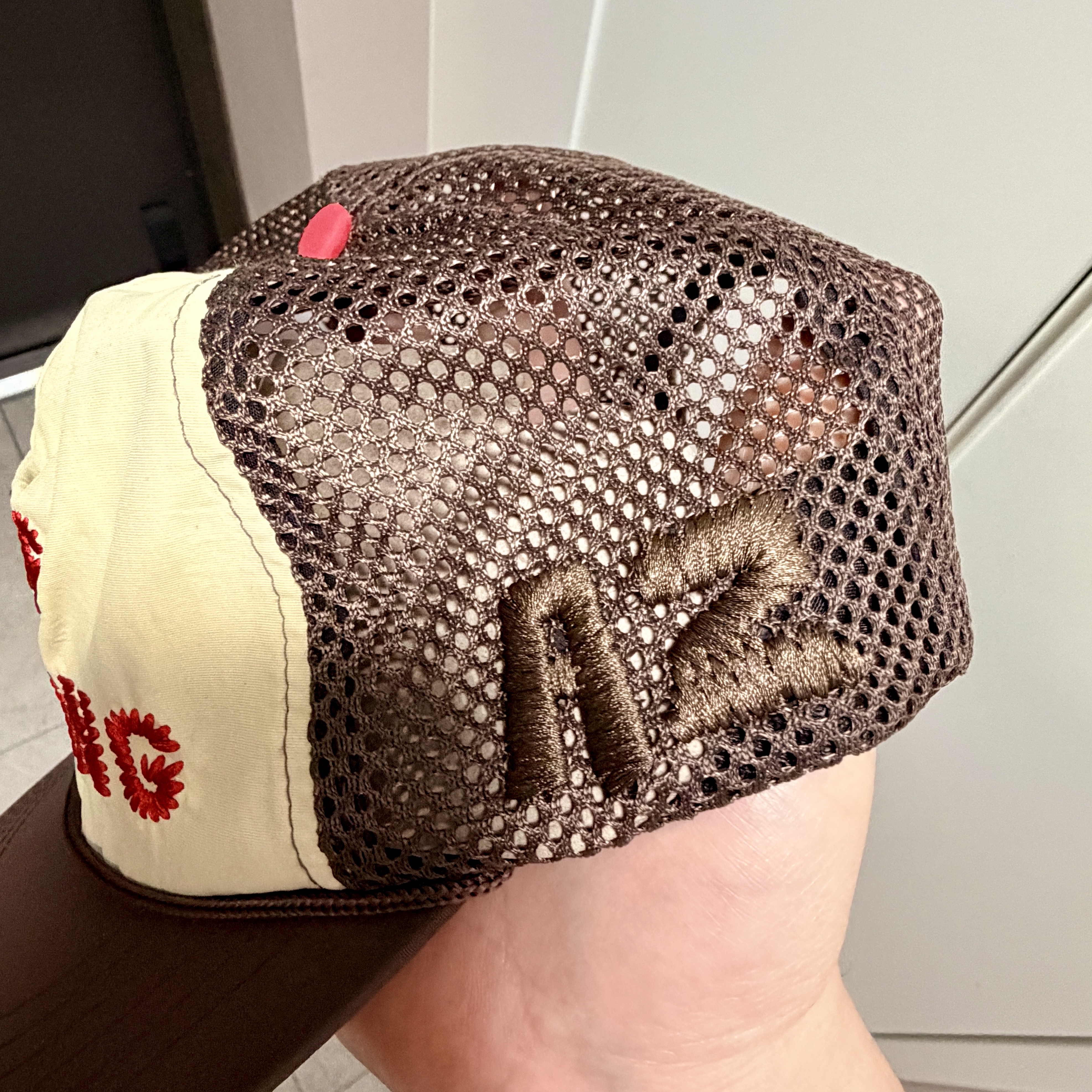 Alex Zono I Dig Running Trucker Hat OG Brown - CapeTown 착용 스타일 - 2