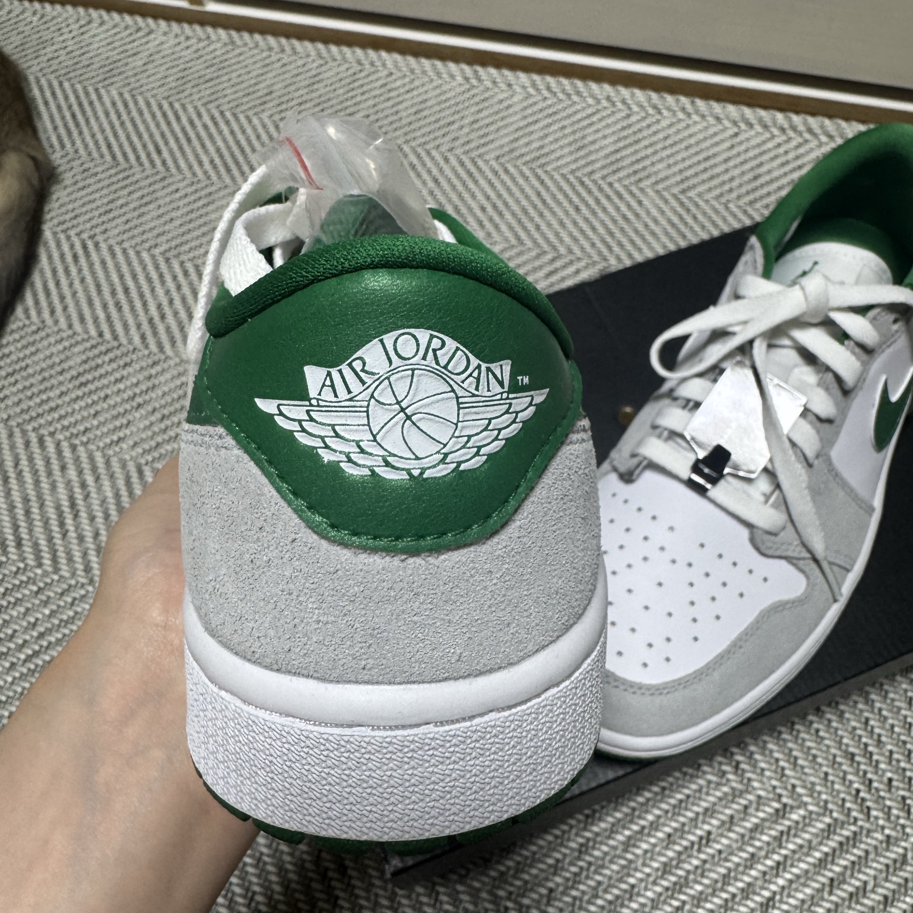 Jordan 1 Low Golf Pine Green 착용 스타일 - 5