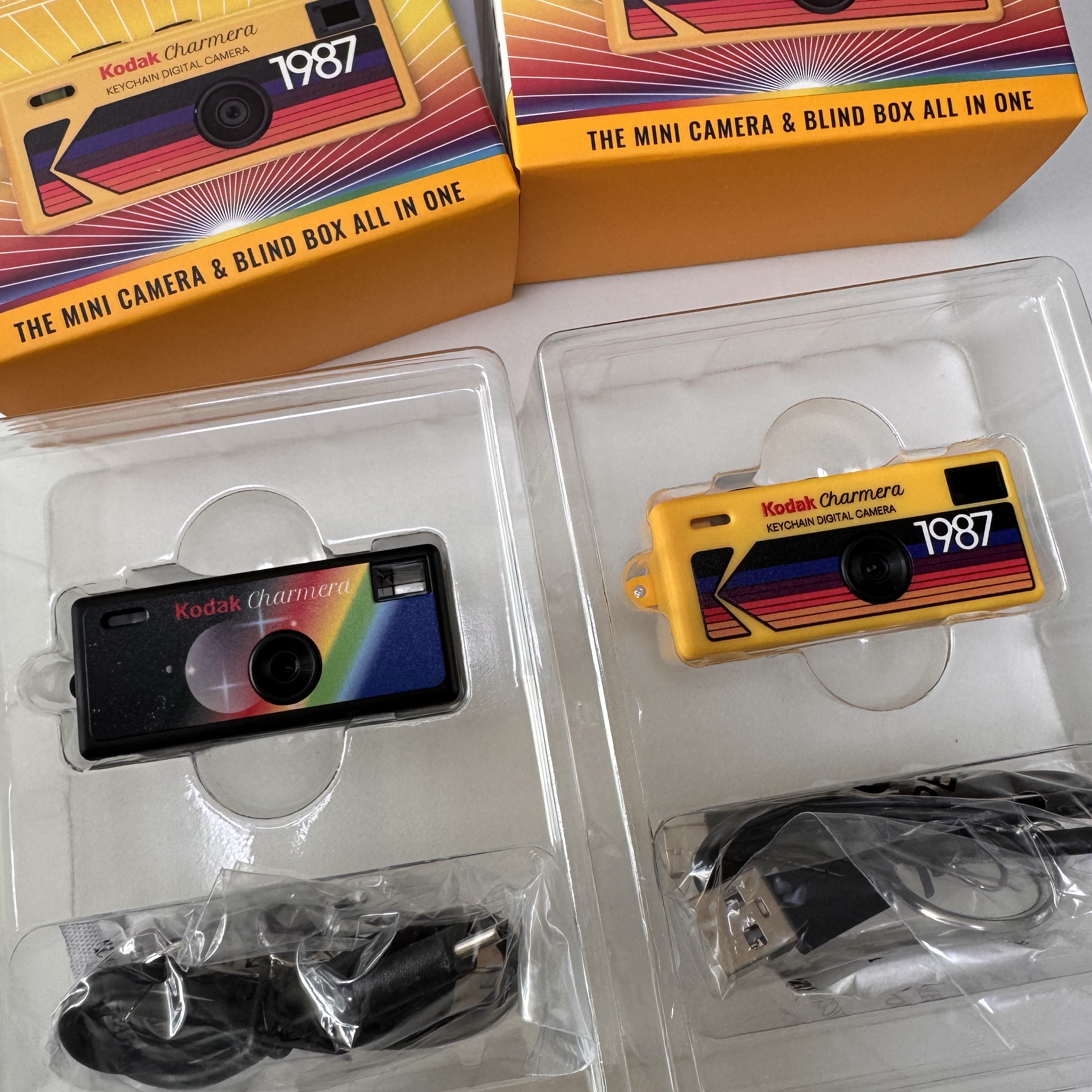 Kodak Charmera Key Chain Film Camera Sealed Case (1 Blind Box) 착용 스타일