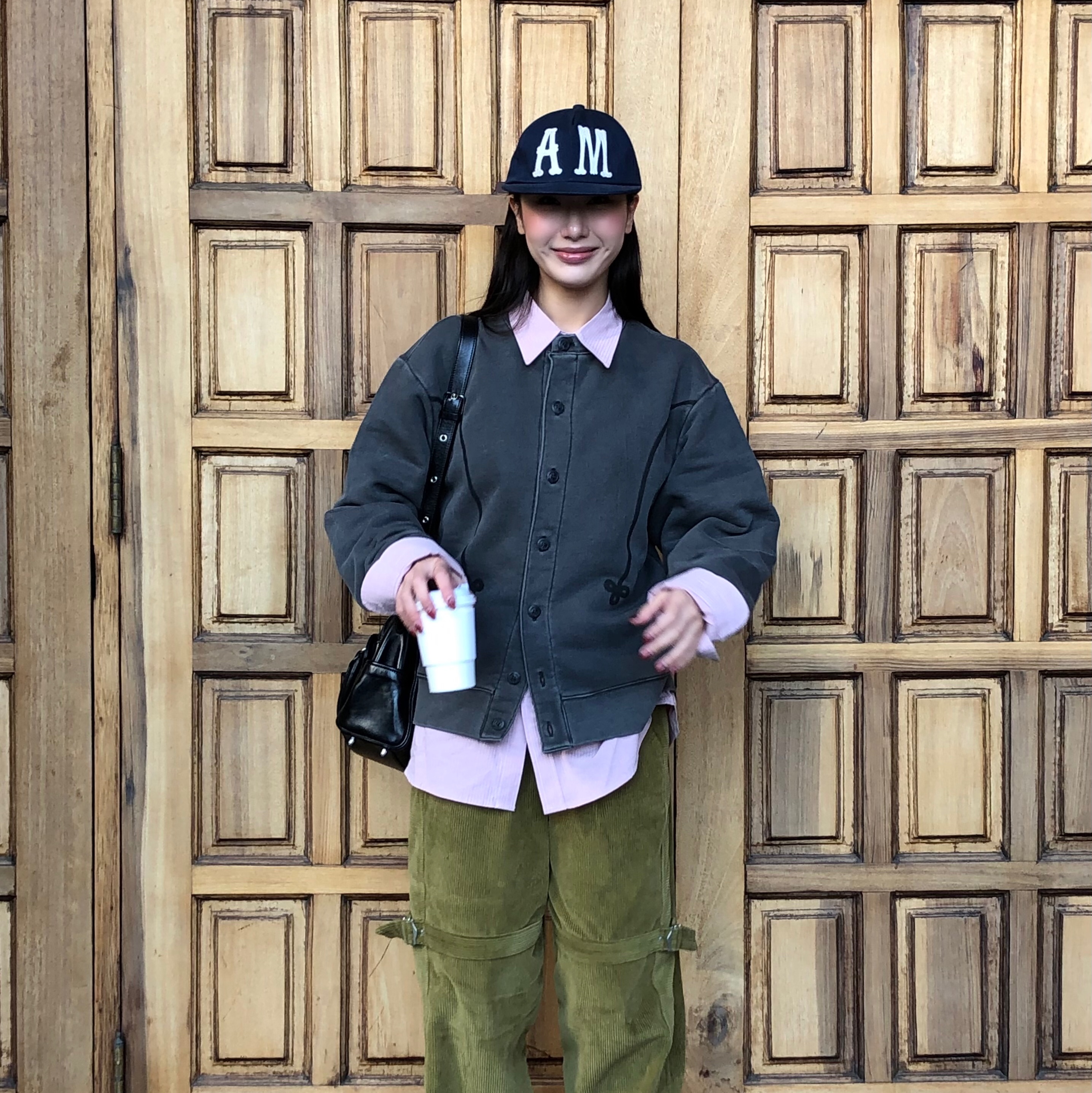 AMOU A.M 5Pannel Cap Navy, AMOU Pigment Sweat Cardigan Charcoal Gray 착용 스타일 - 4
