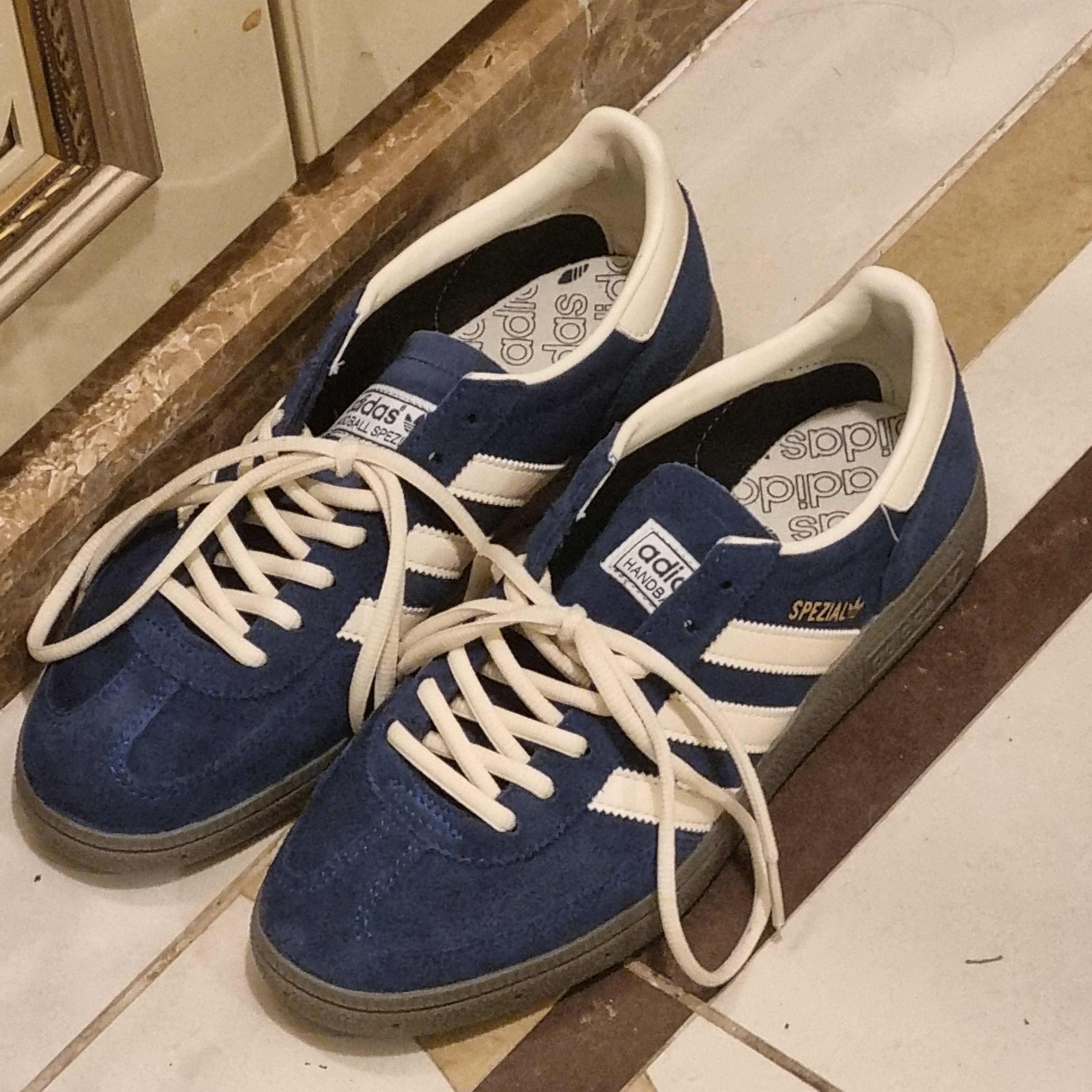 Adidas Spezial Handball Night Indigo 착용 스타일