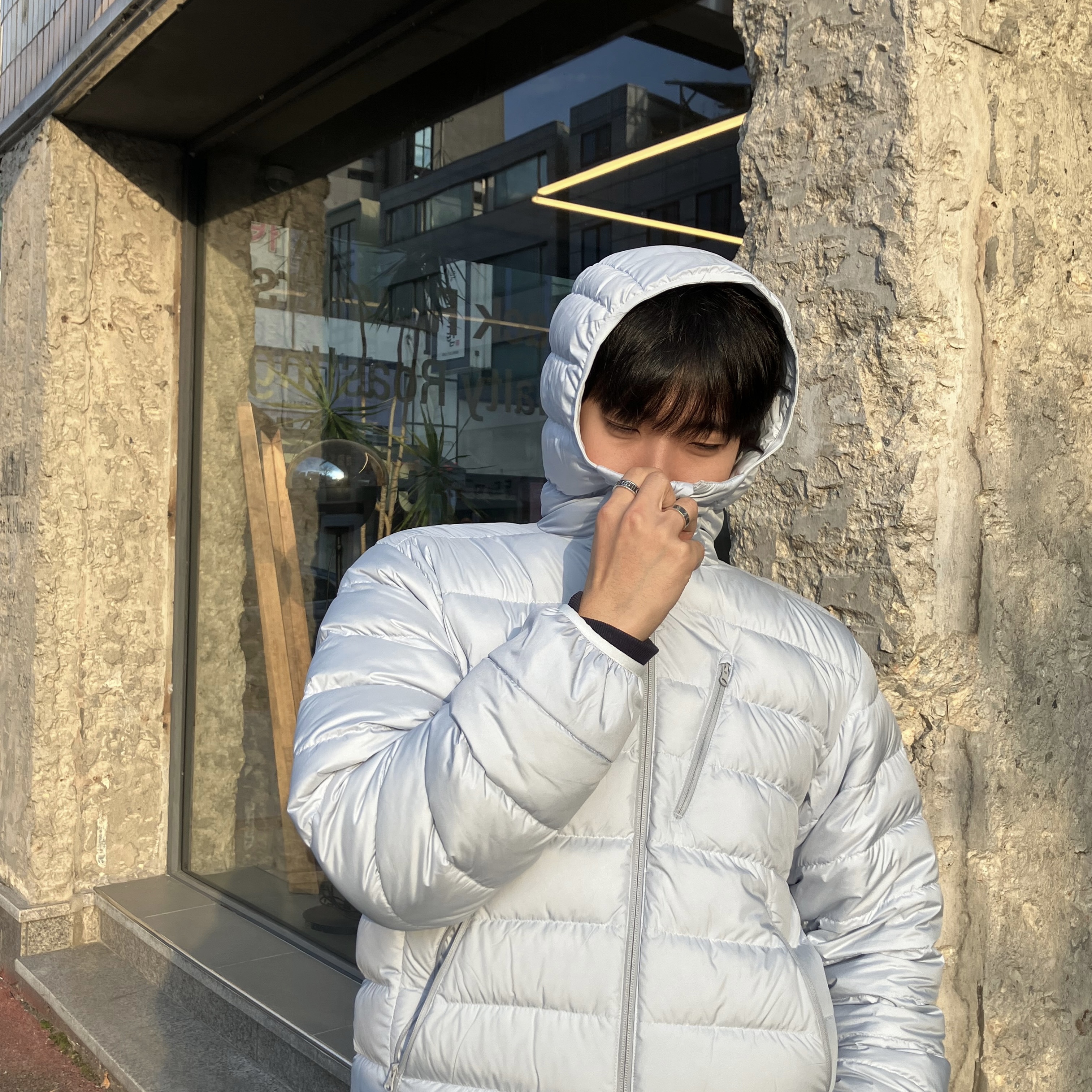 Musinsa Standard City Leisure Hooded Light Down Jacket Cloudy Blue, Balenciaga Monday Shoe Black 착용 스타일 - 2