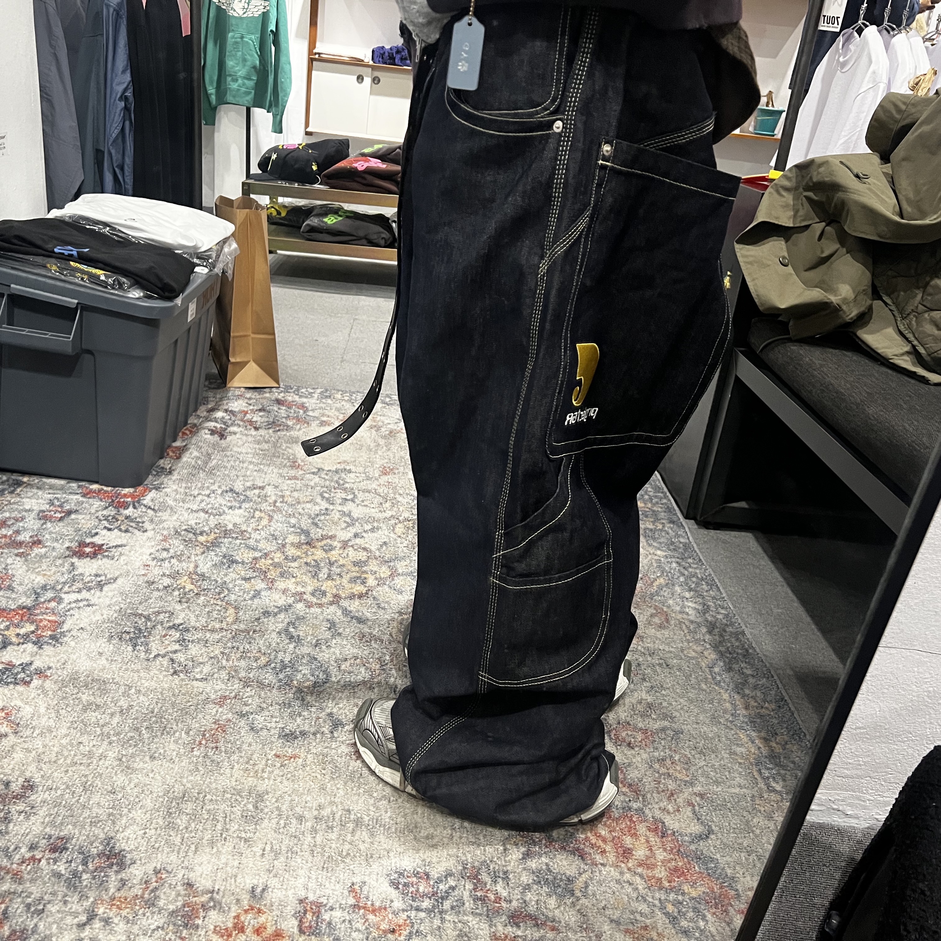 Nonnod Cropped Flexible String Check Shirt Brown, Project G/R Retro Baggy Denim Pants Dark Navy 착용 스타일 - 3