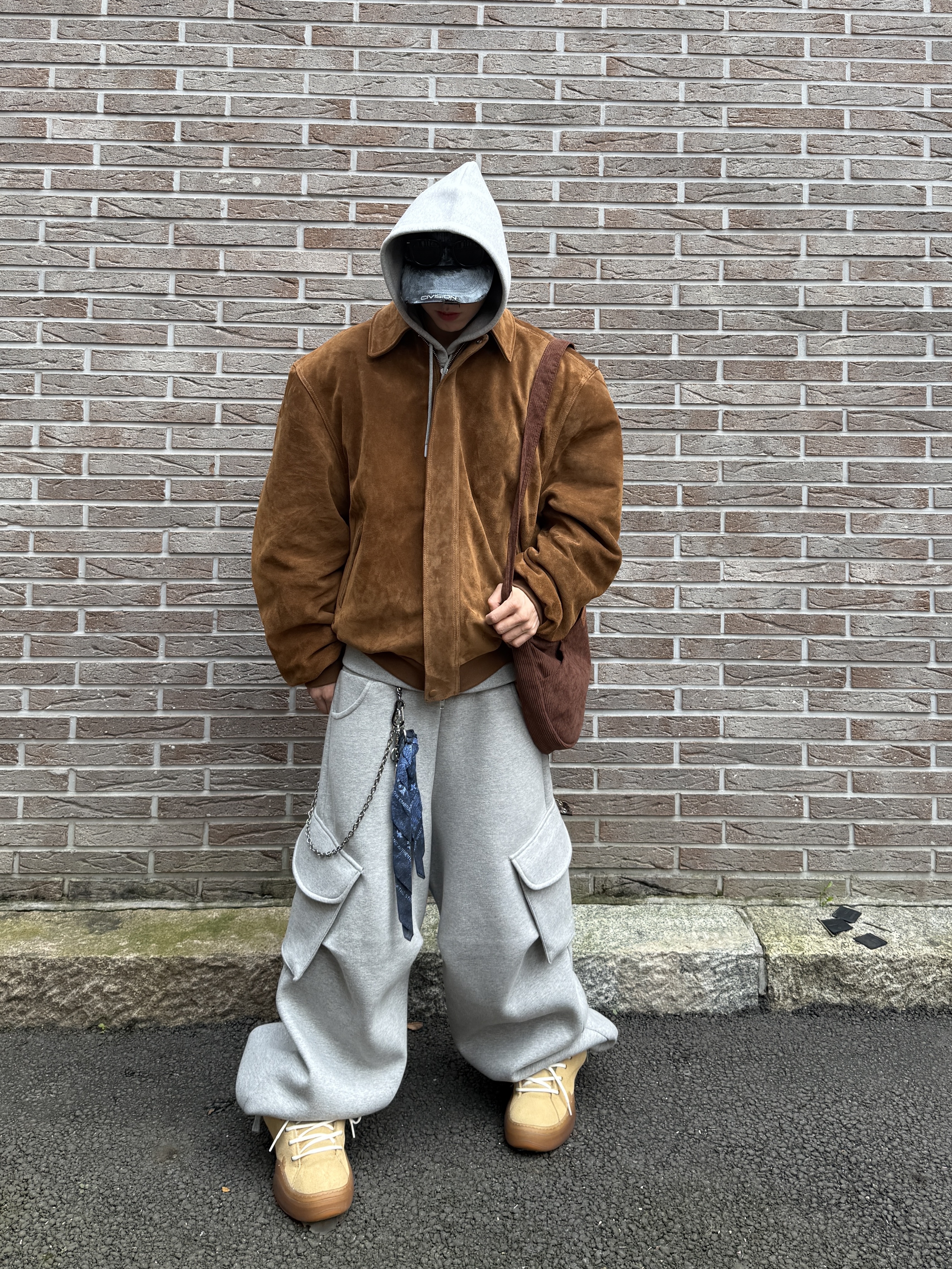 MJD x Kamien Double Hole Belt Oak Brown, ERL Vamp Skate Shoes Sand 착용 스타일 - 3