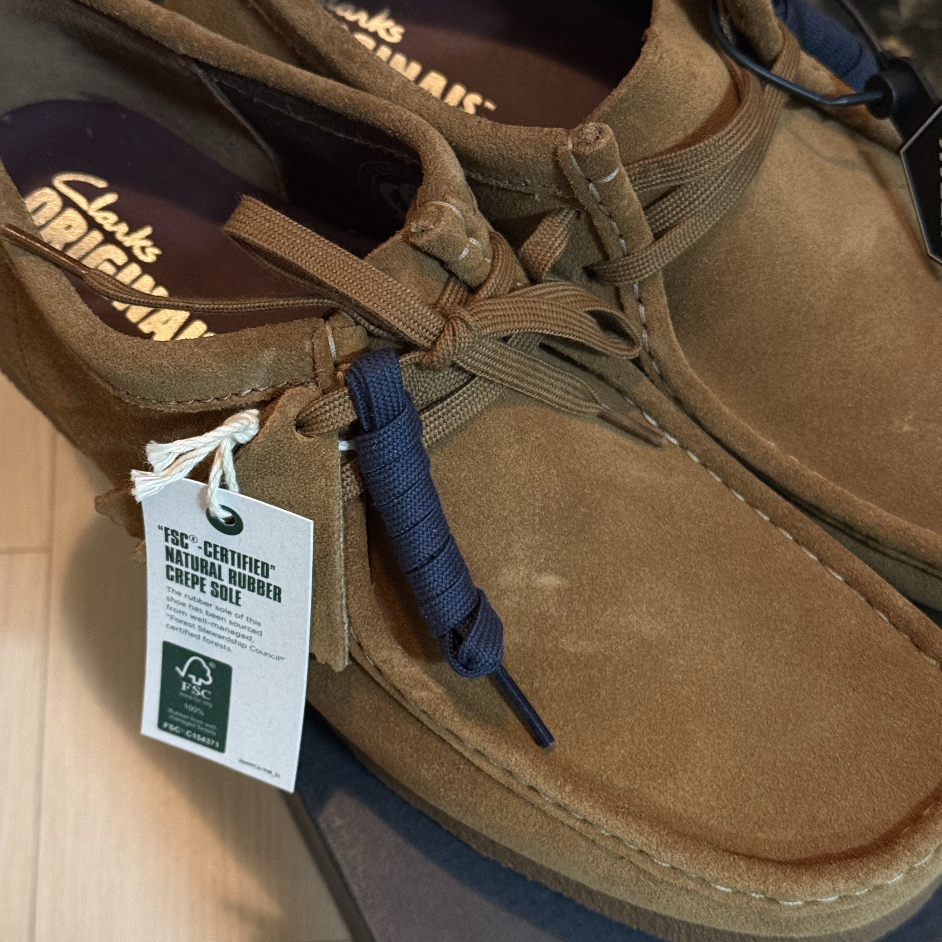 Clarks Wallabee Cola 착용 스타일