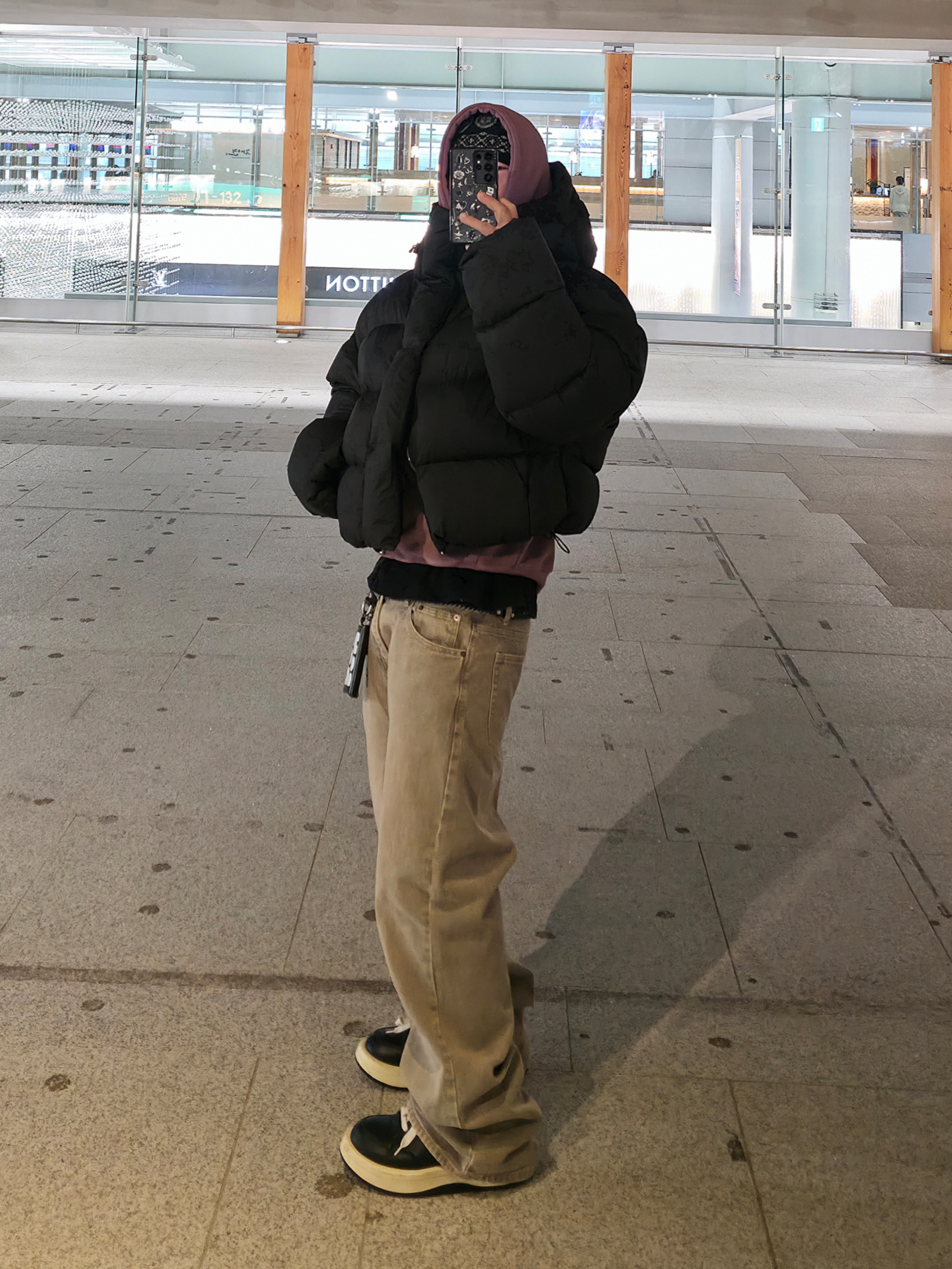 Entire Studios MML Hooded Puffer Black, Converse x Drkshdw Turbowpn Black Cream 착용 스타일 - 7