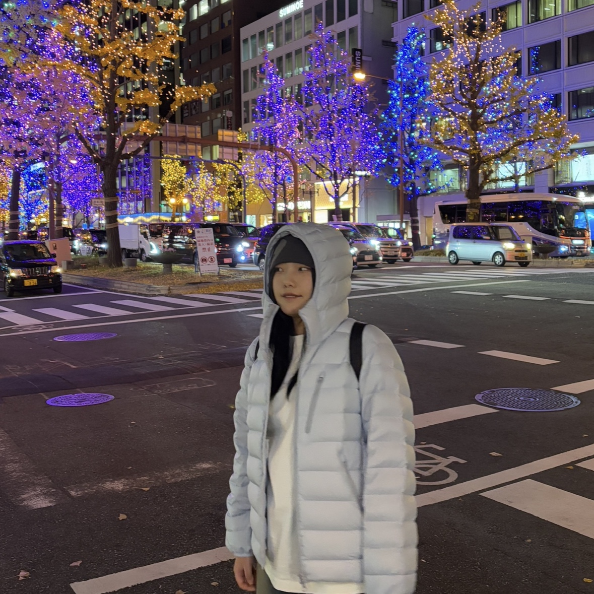 Musinsa Standard City Leisure Hooded Light Down Jacket Cloudy Blue, Sansan Gear Logo Beanie Charcoal 착용 스타일