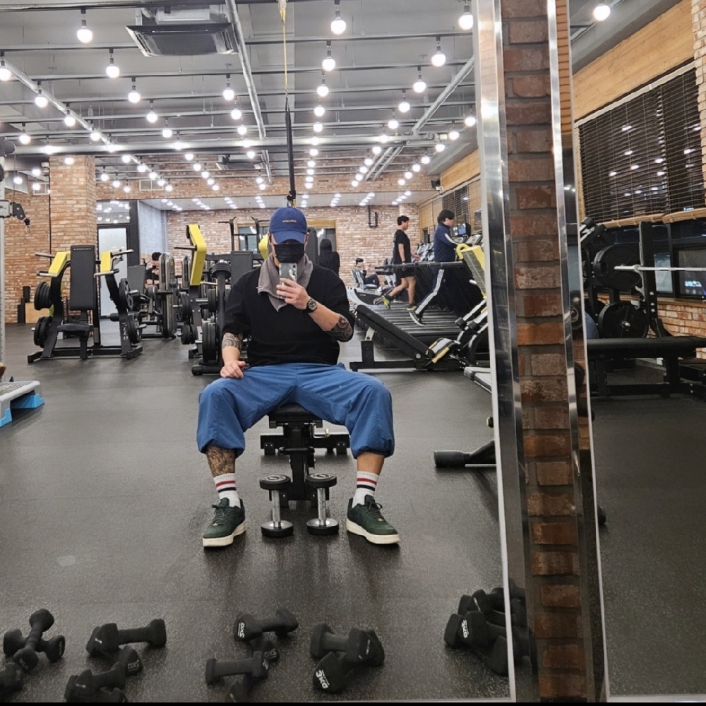 KREAM 프로필 이미지