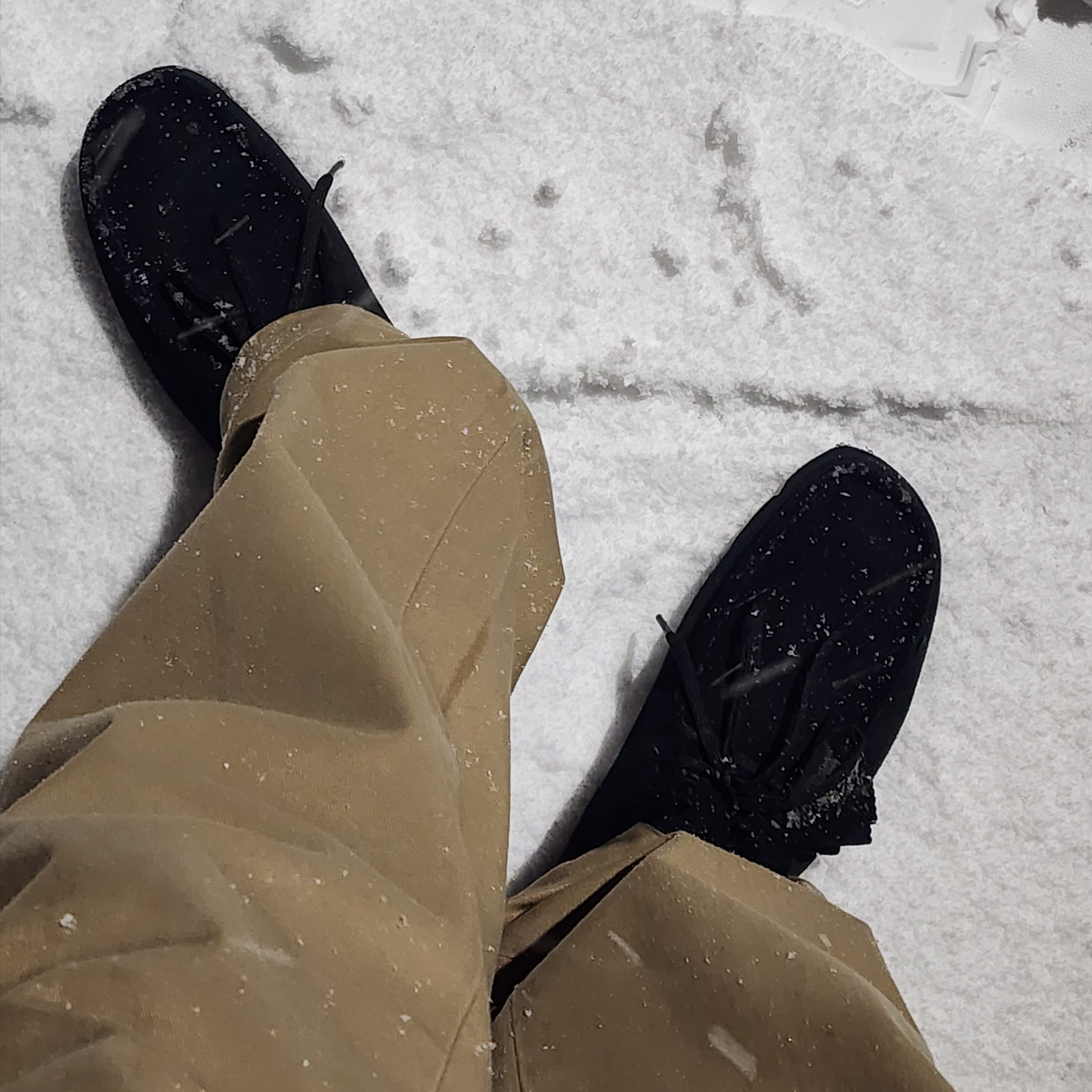 Clarks Wallabee Gtx Suede Black 착용 스타일