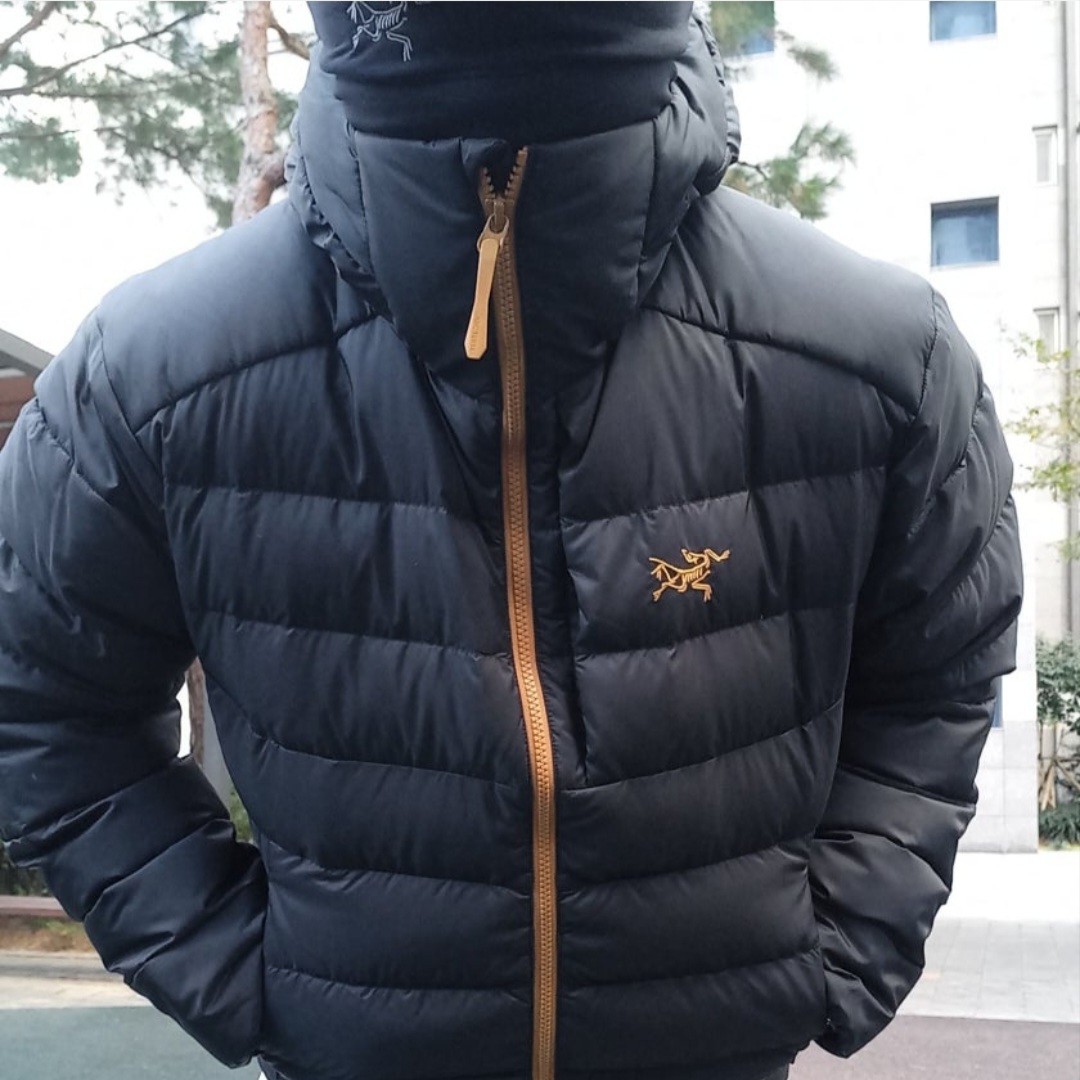 Arc'teryx Small Bird Cap Black, Arc'teryx Thorium Hoody Dark Magic 착용 스타일 - 2