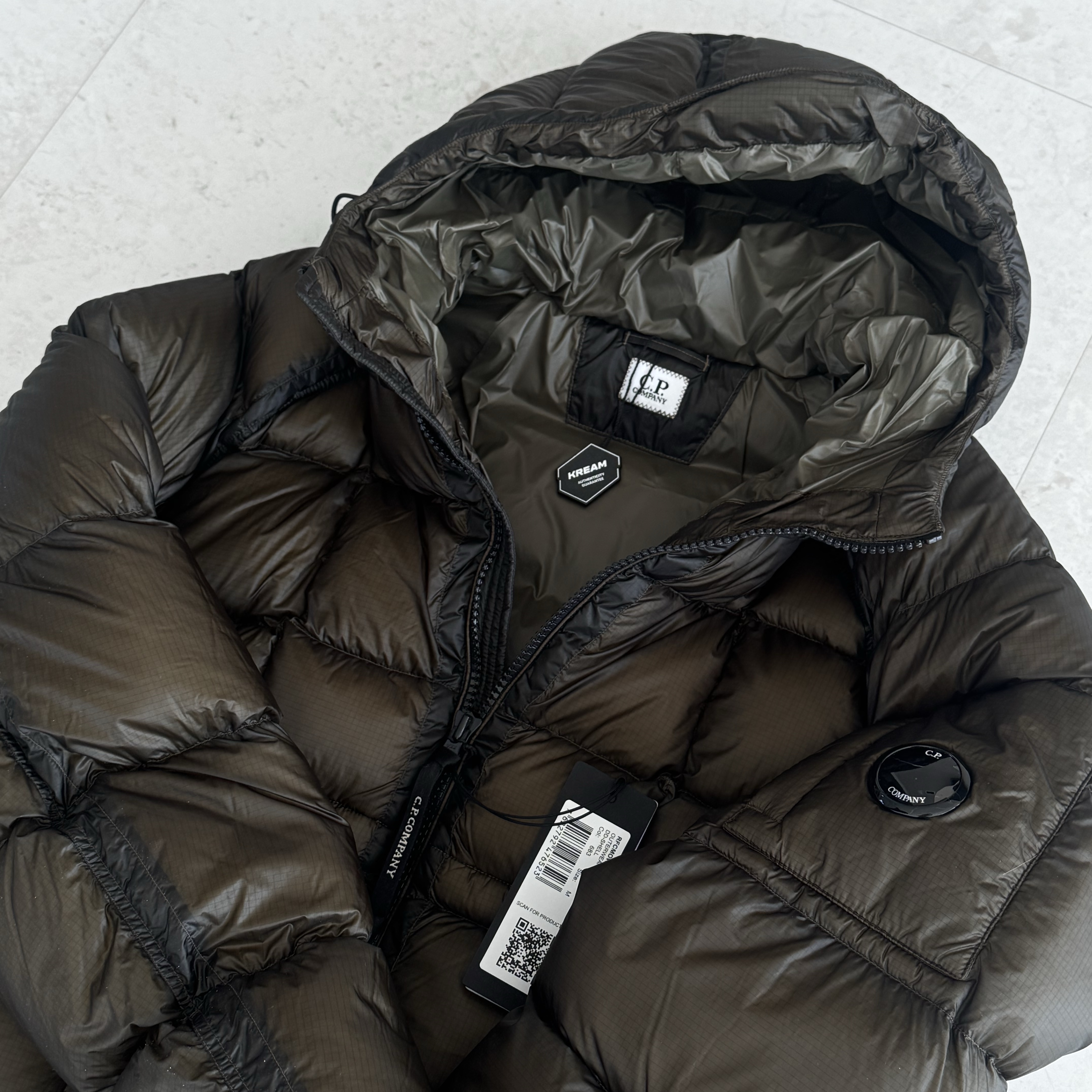 C.P. Company D.D. Shell Hooded Down Jacket Ivy Green - 25FW 착용 스타일